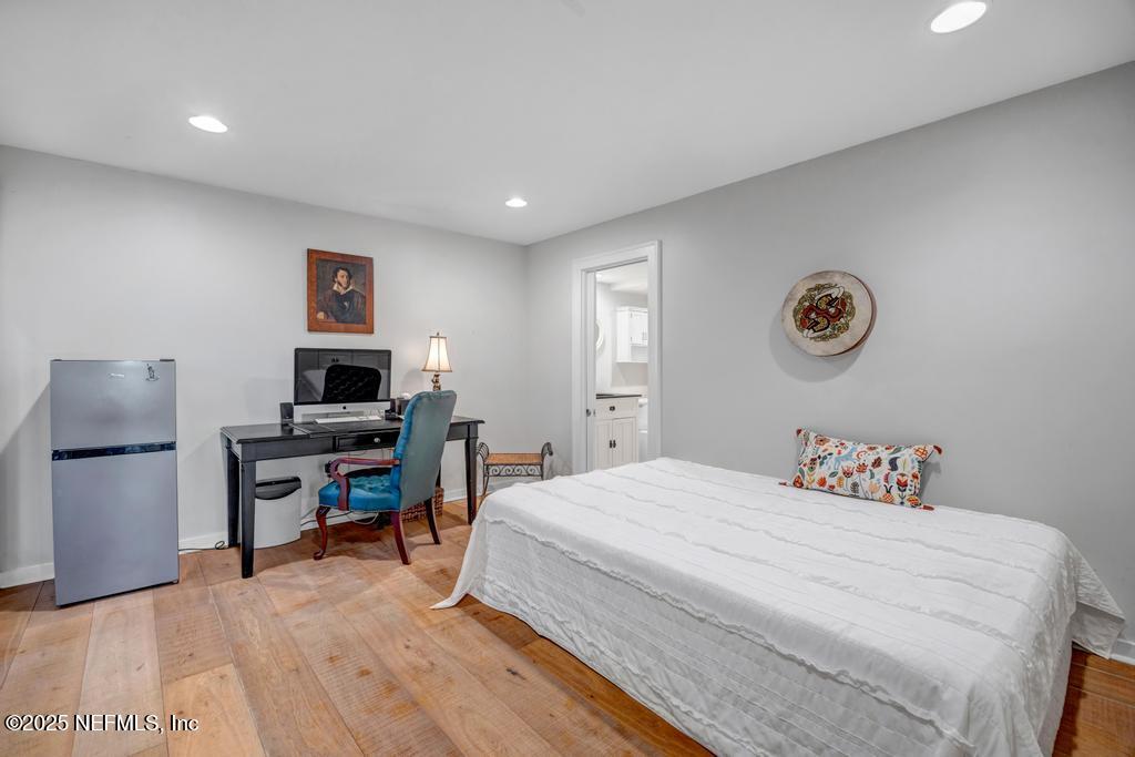 1880 EDGEWOOD Avenue S