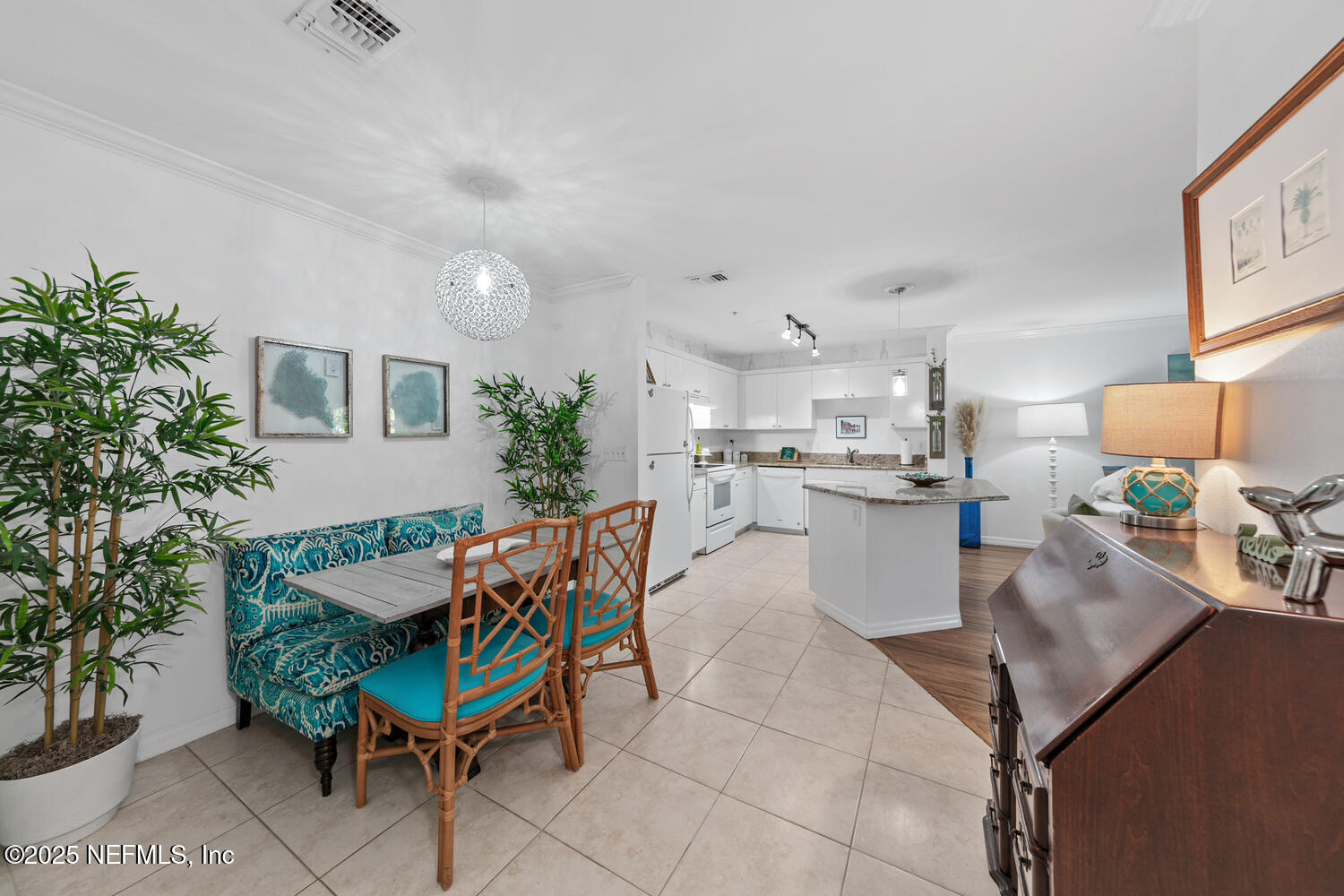 3591 KERNAN Boulevard S 807