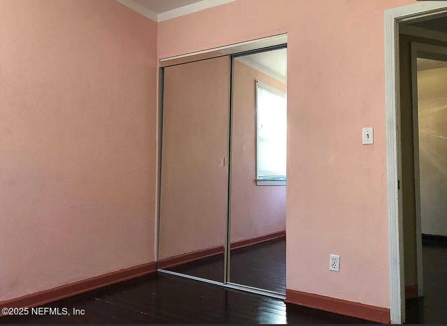 3335 COLUMBUS Avenue