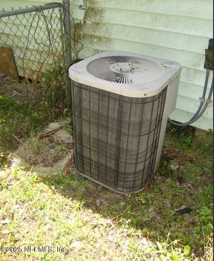 3335 COLUMBUS Avenue