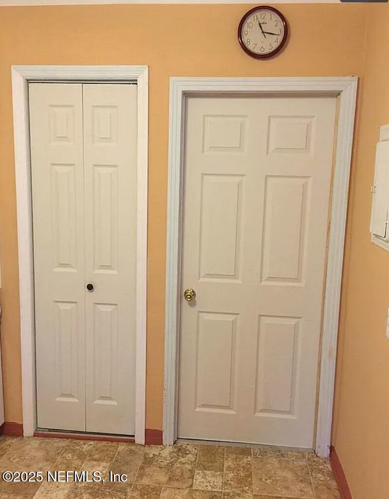 3335 COLUMBUS Avenue