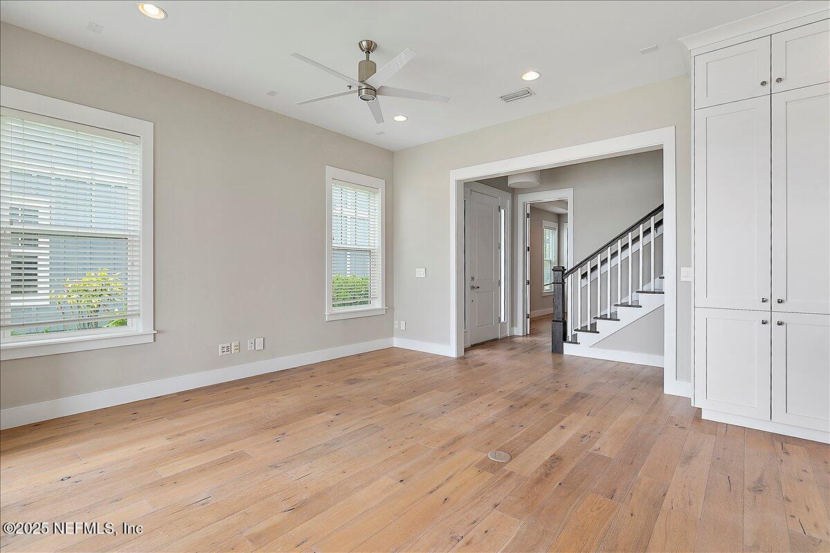 2260 BEACH Boulevard