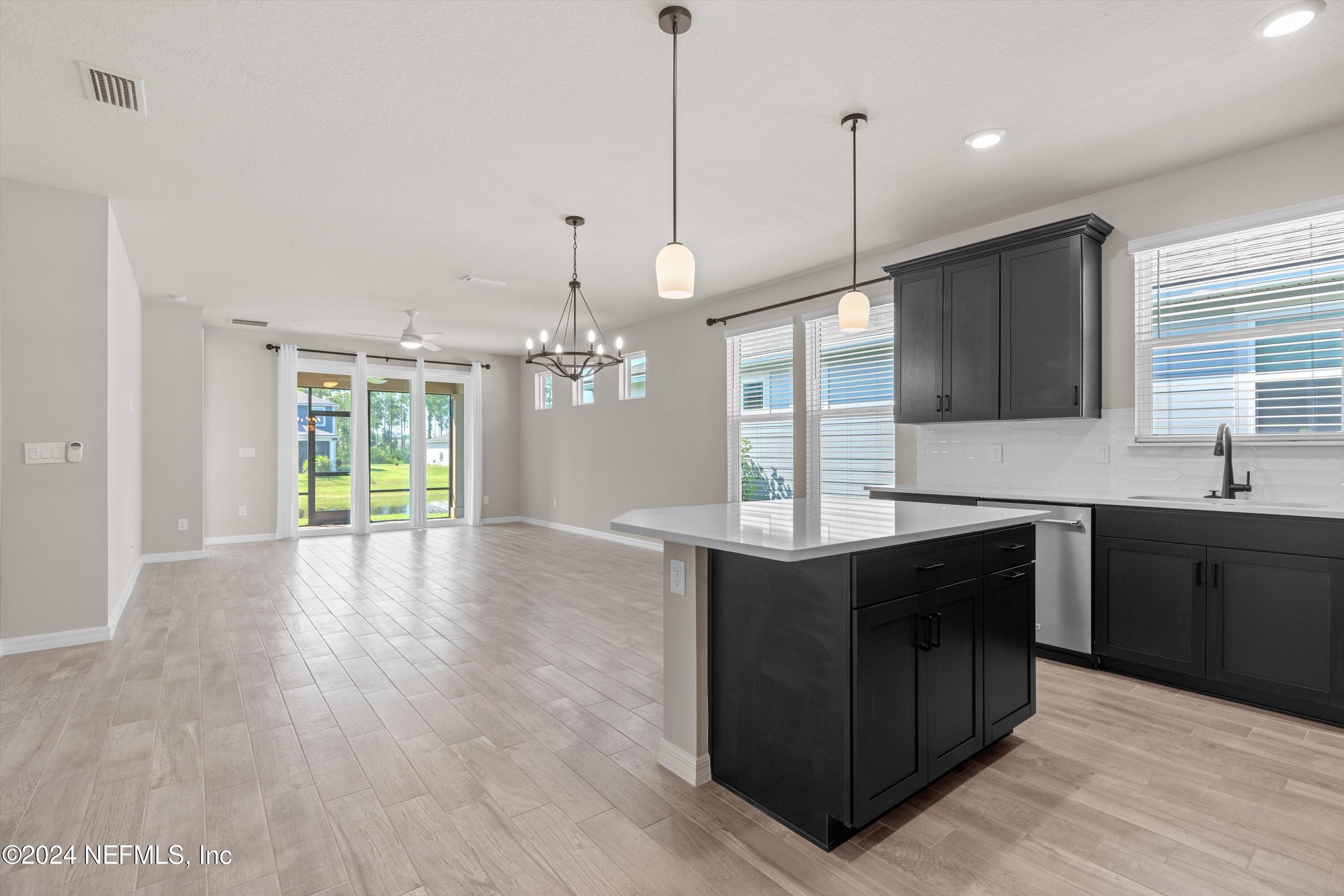 31 TIMBER LIGHT Trail