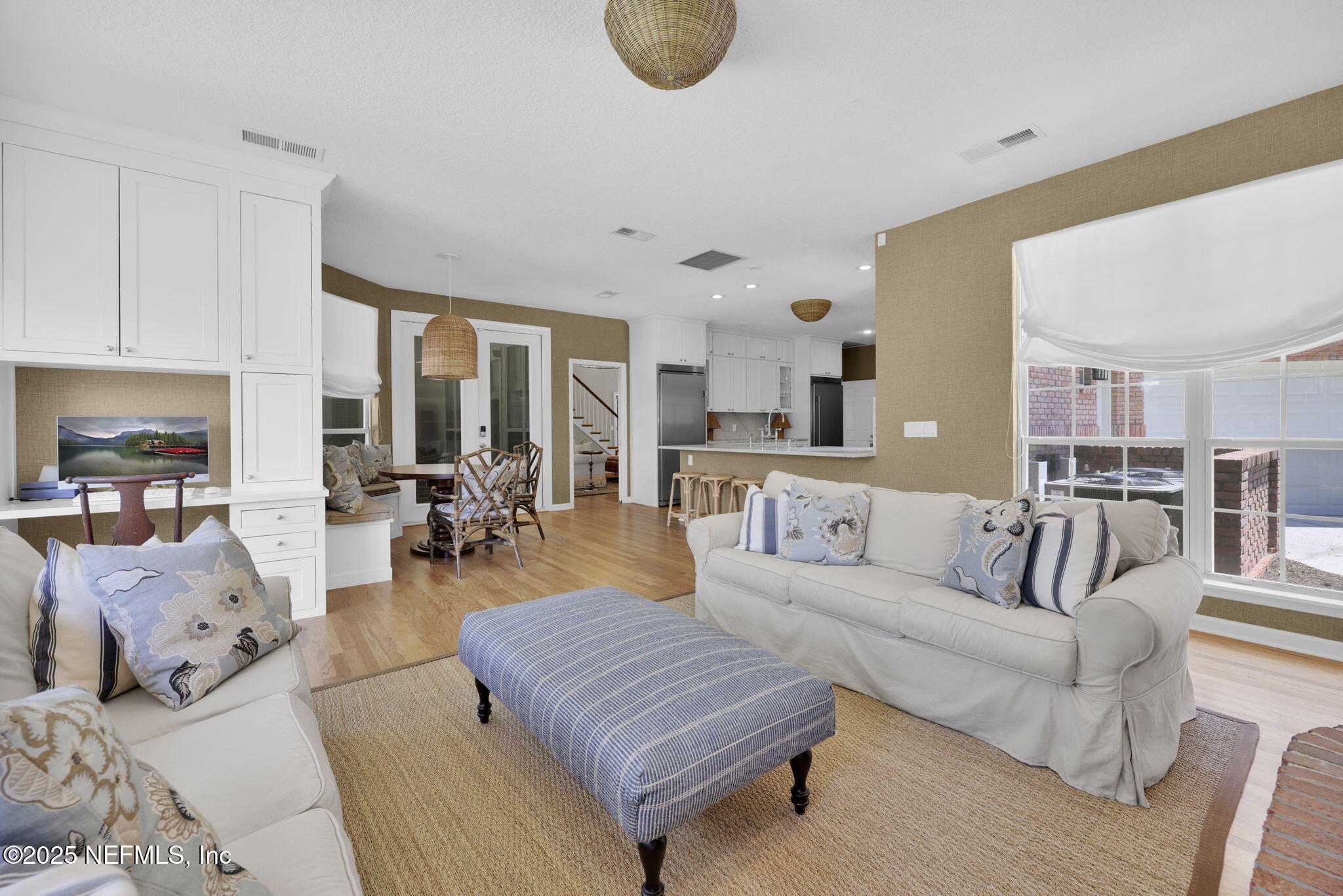 101 ROYAL LAGOON Court