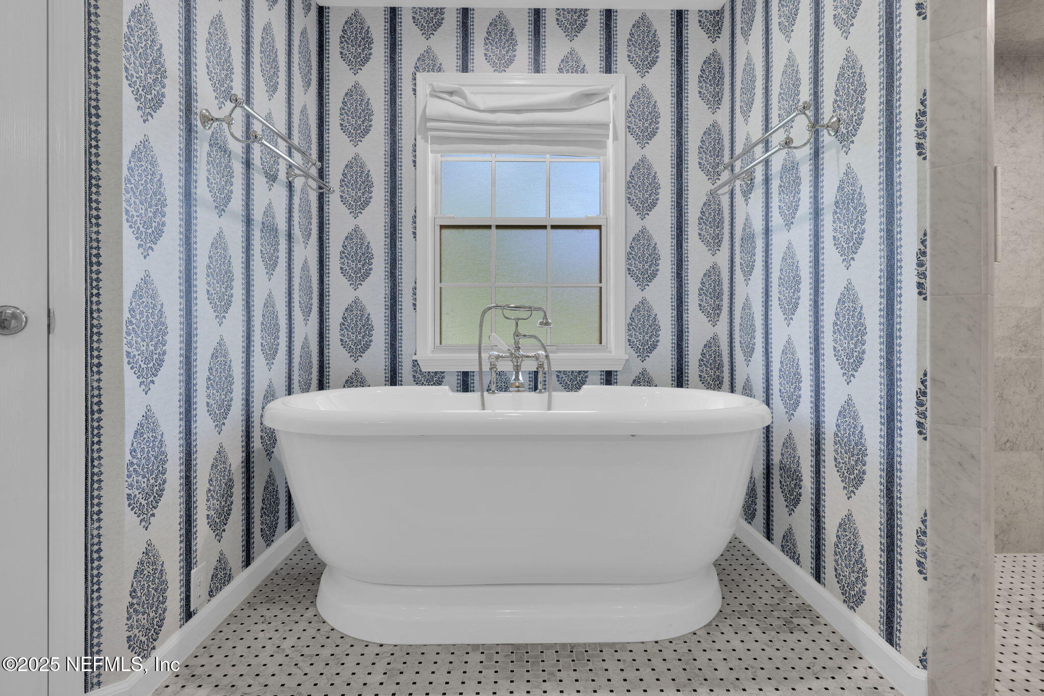 101 ROYAL LAGOON Court