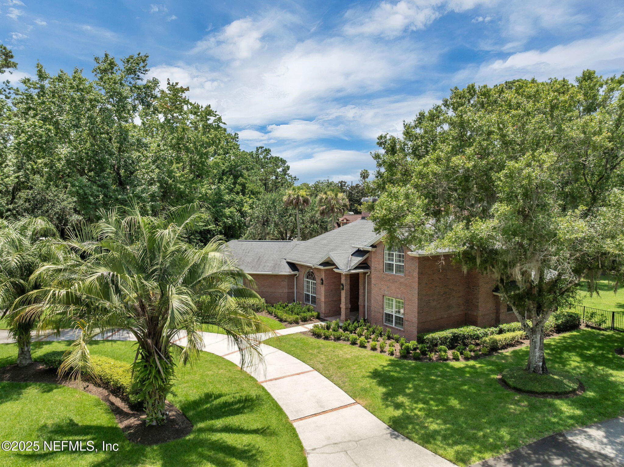 101 ROYAL LAGOON Court