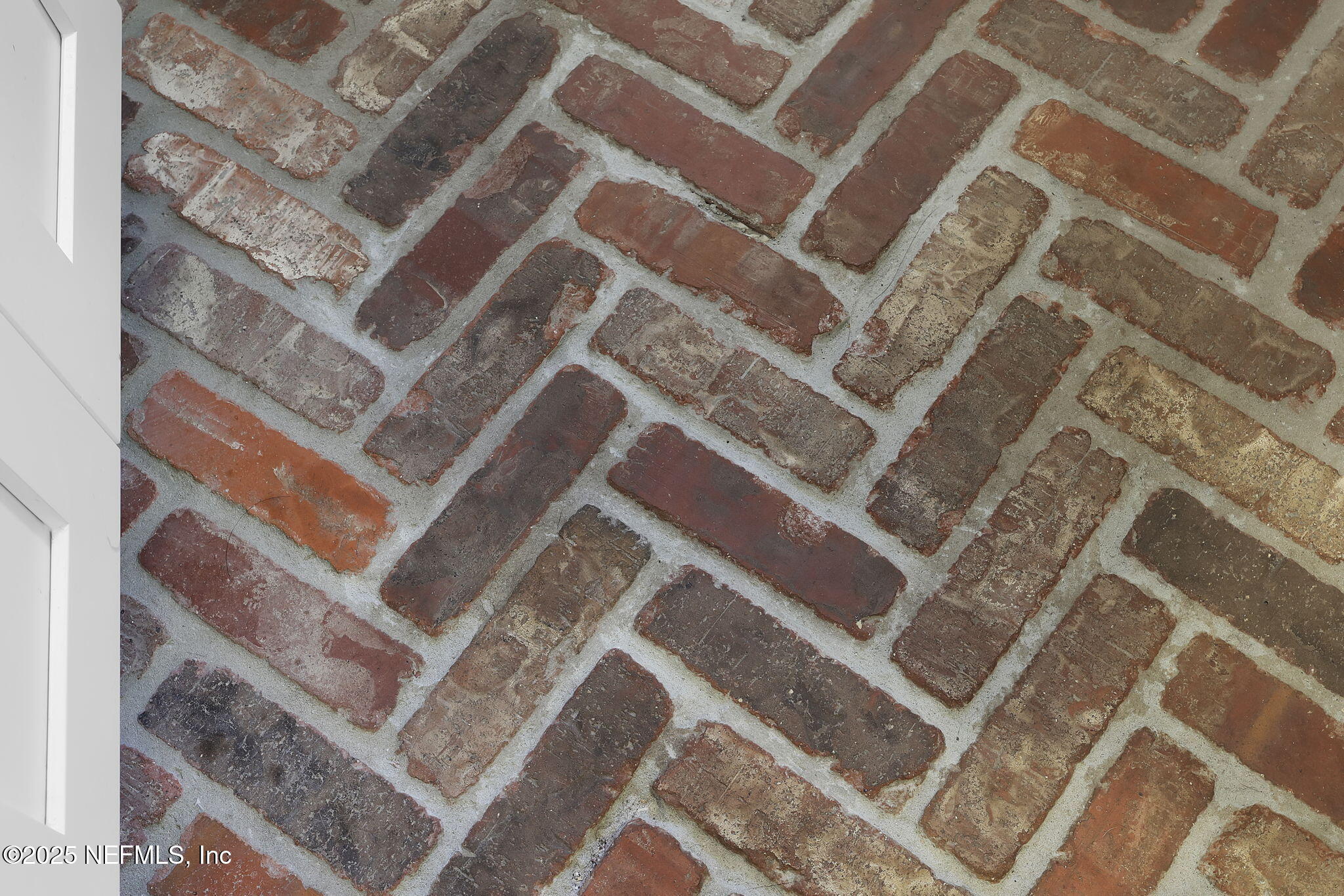 101 ROYAL LAGOON Court