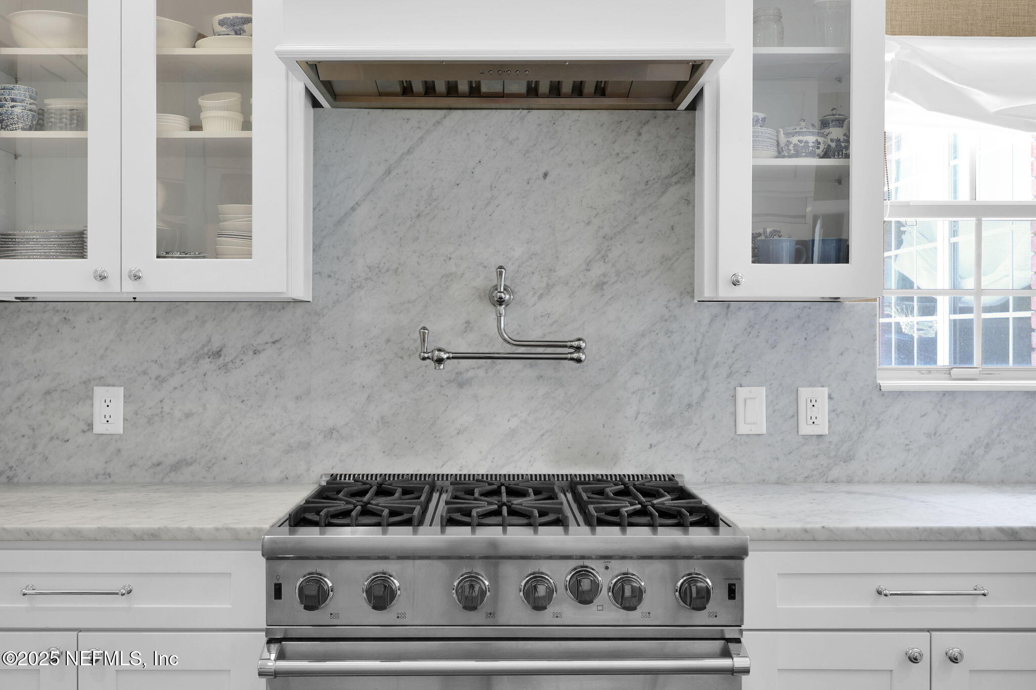 101 ROYAL LAGOON Court