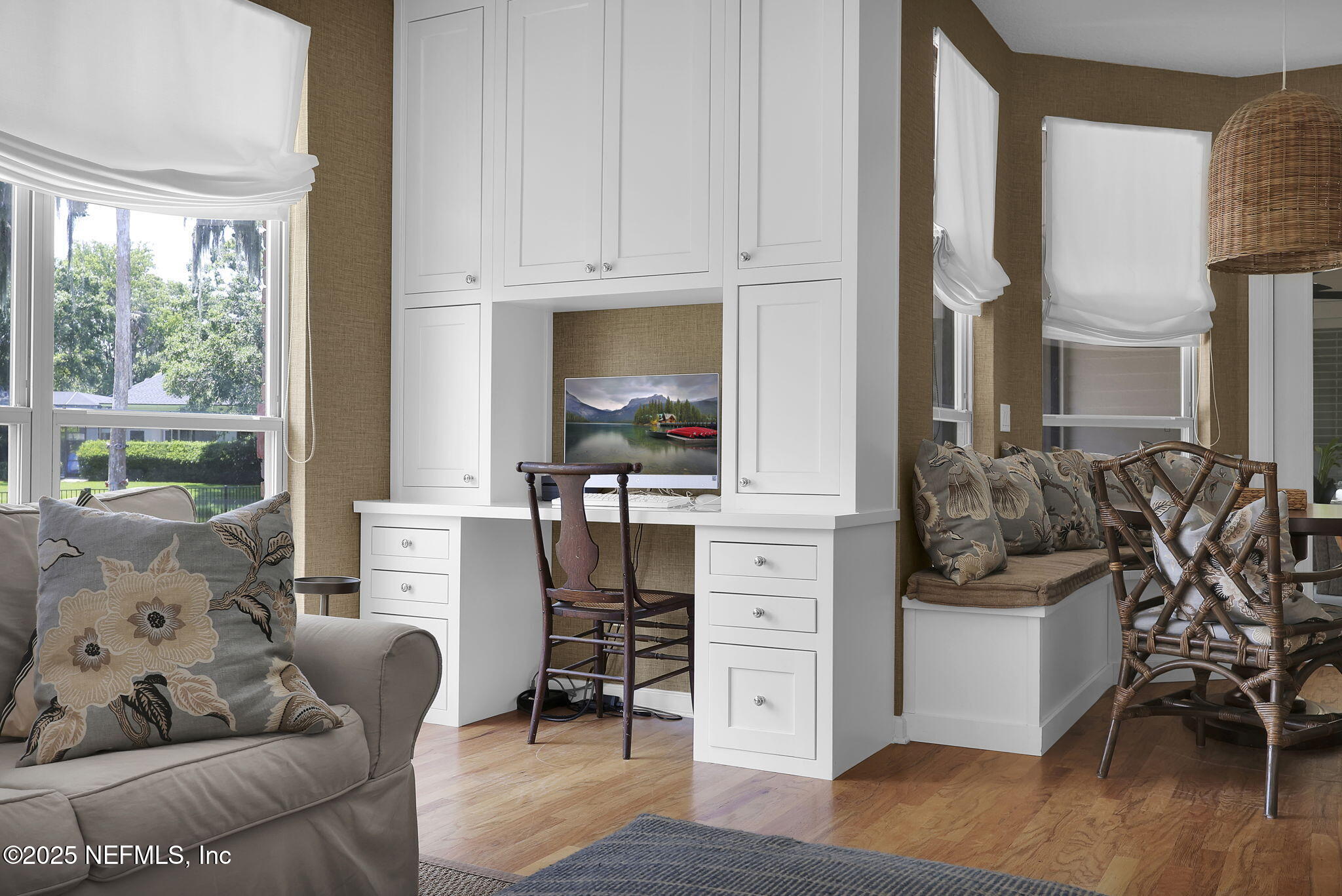 101 ROYAL LAGOON Court