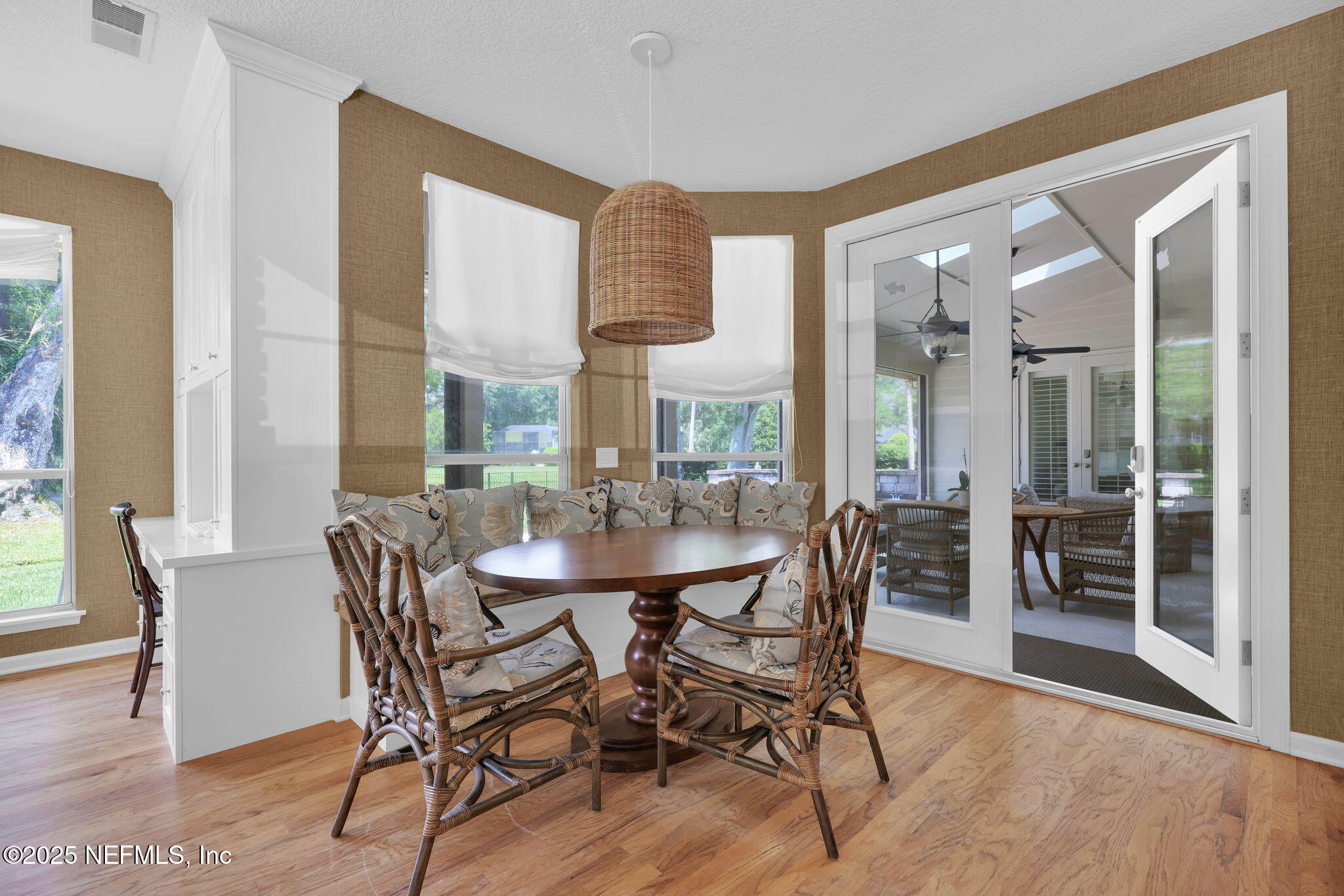 101 ROYAL LAGOON Court