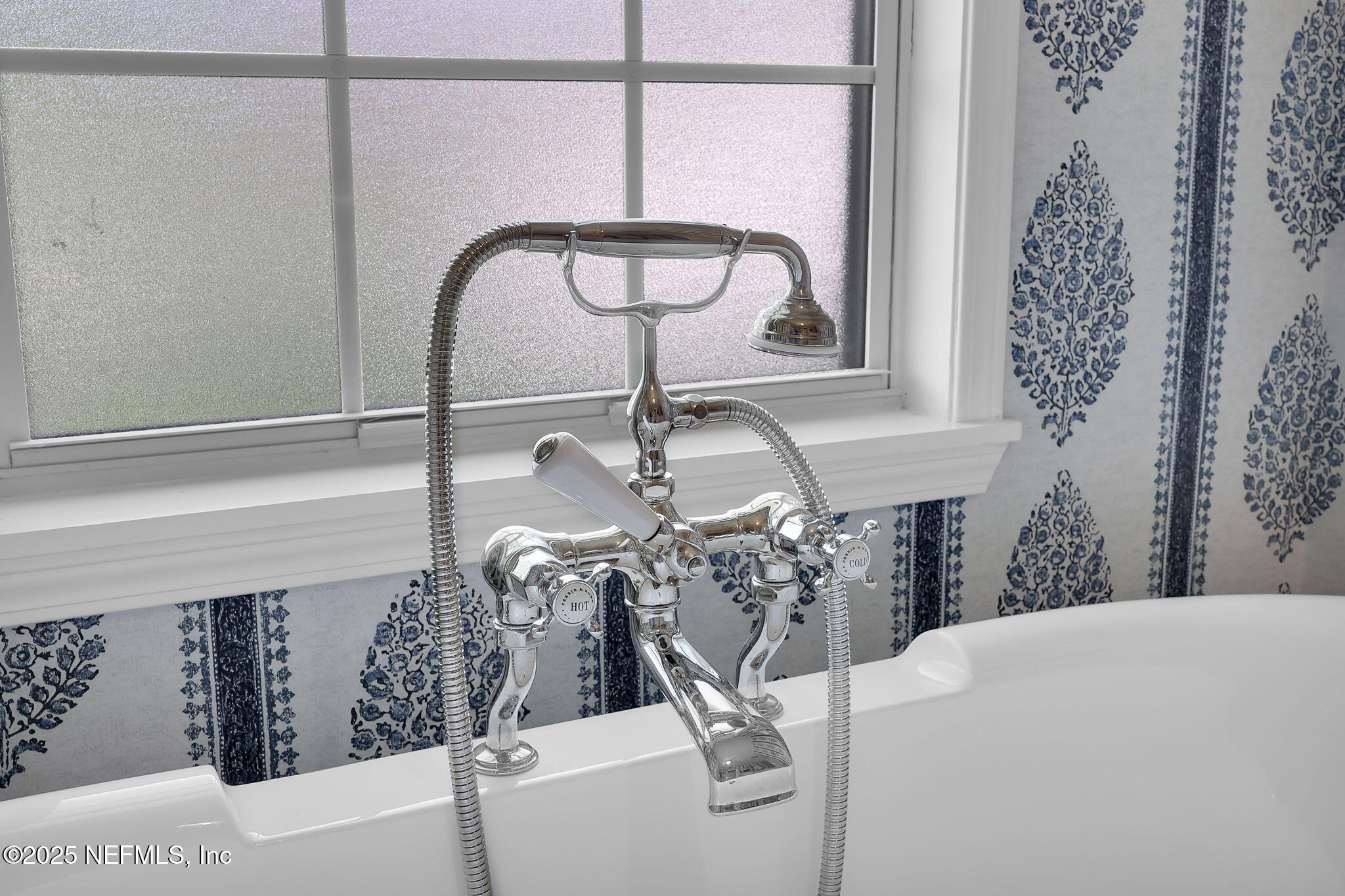 101 ROYAL LAGOON Court