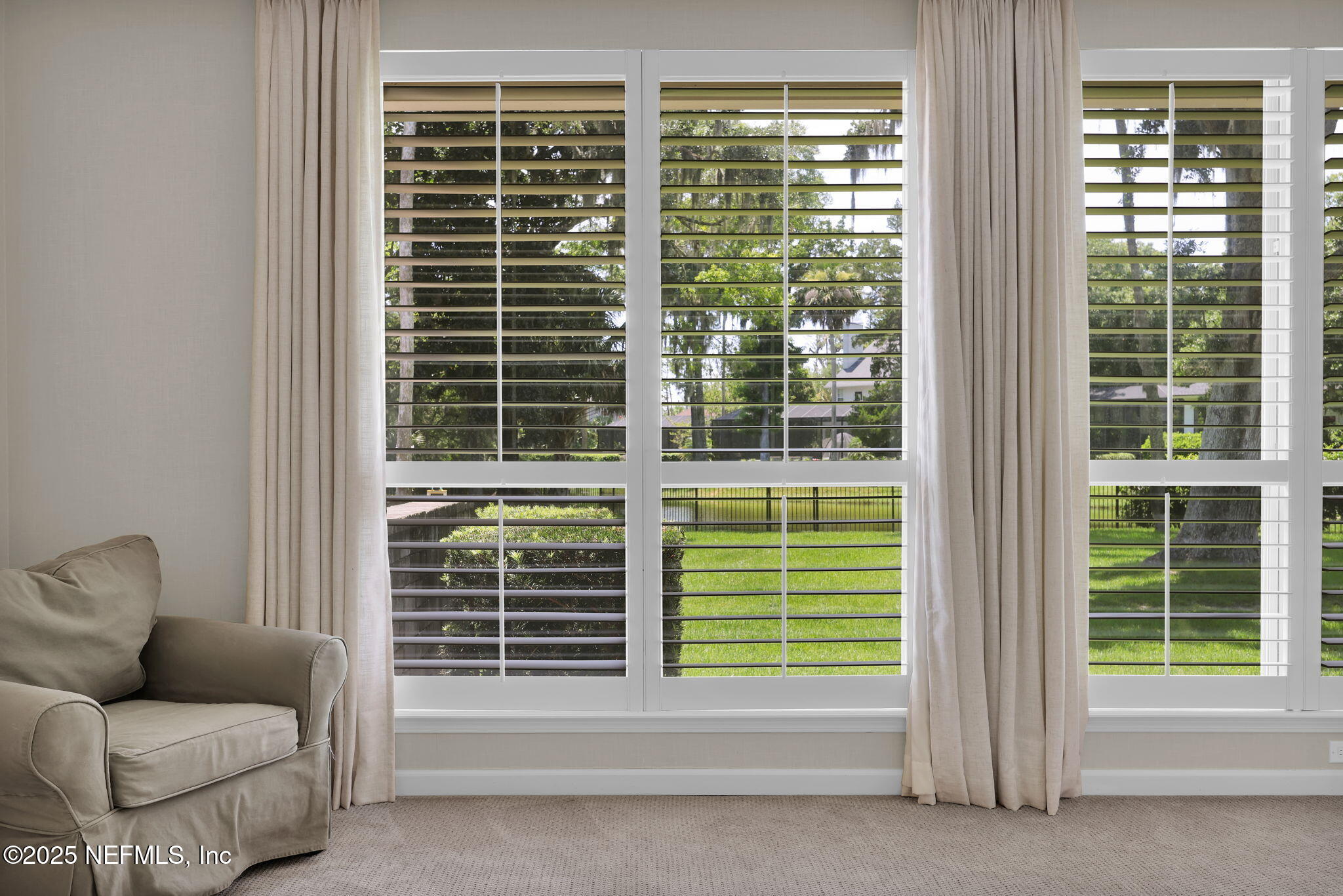 101 ROYAL LAGOON Court