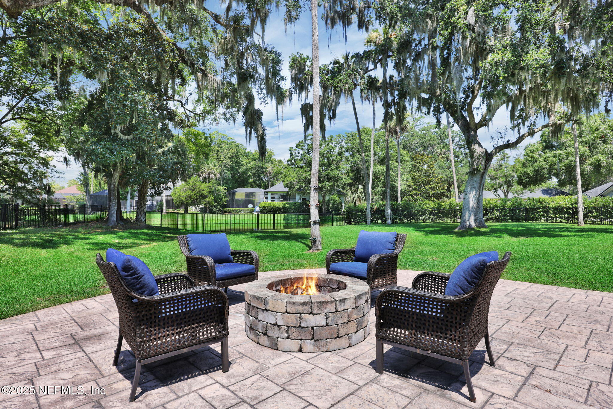 101 ROYAL LAGOON Court
