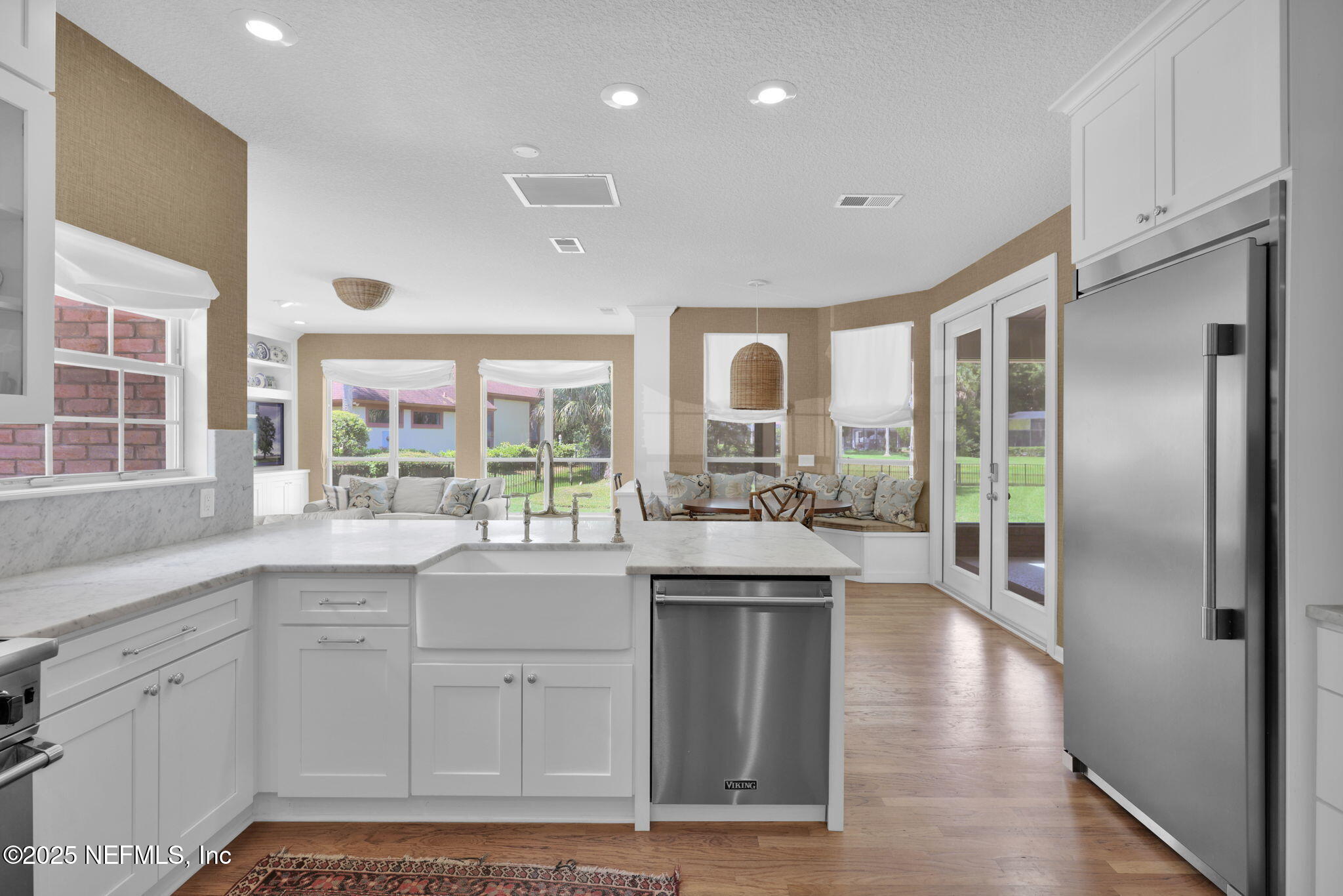 101 ROYAL LAGOON Court