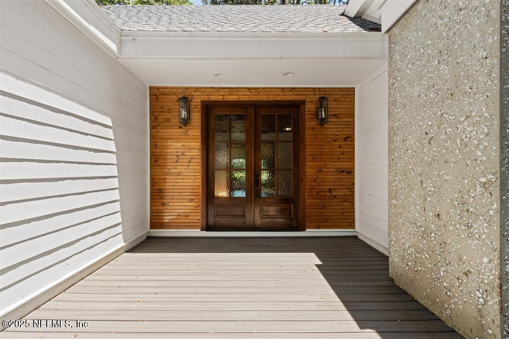 22 BELTED KINGFISHER Road