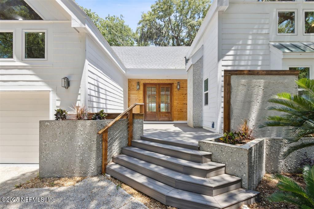 22 BELTED KINGFISHER Road