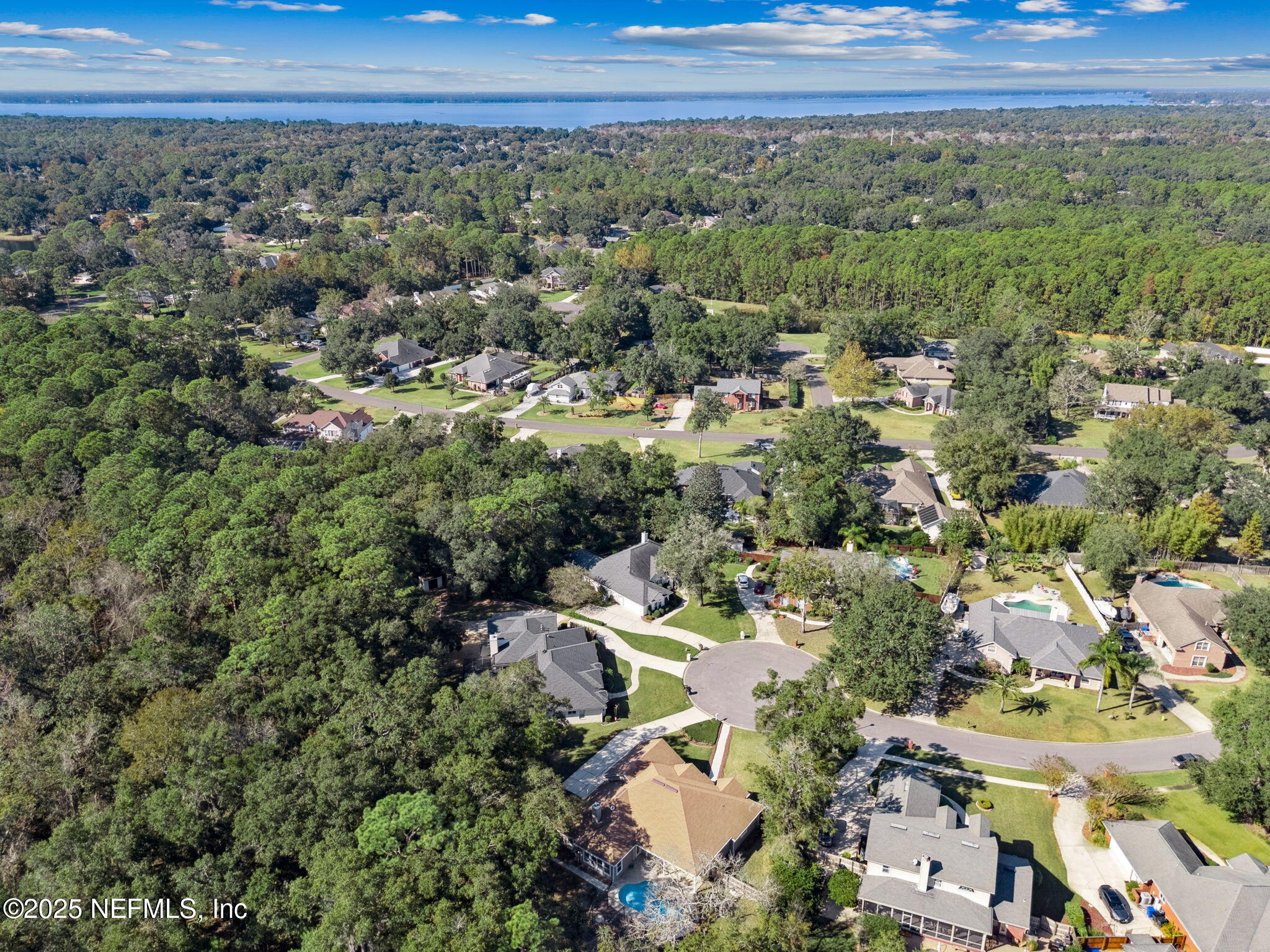 2421 HAWKCREST Drive E, St. Johns