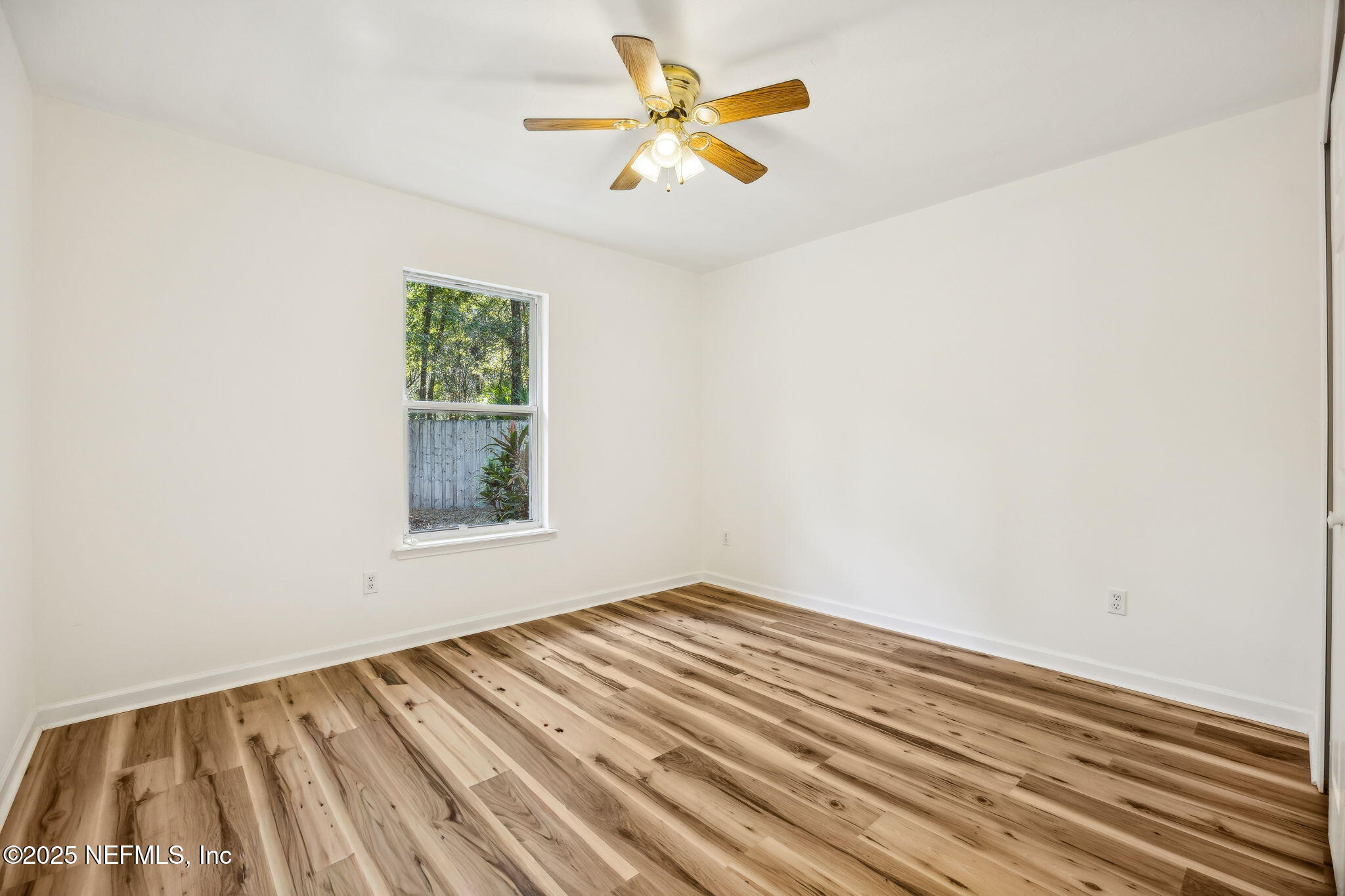 2421 HAWKCREST Drive E, St. Johns