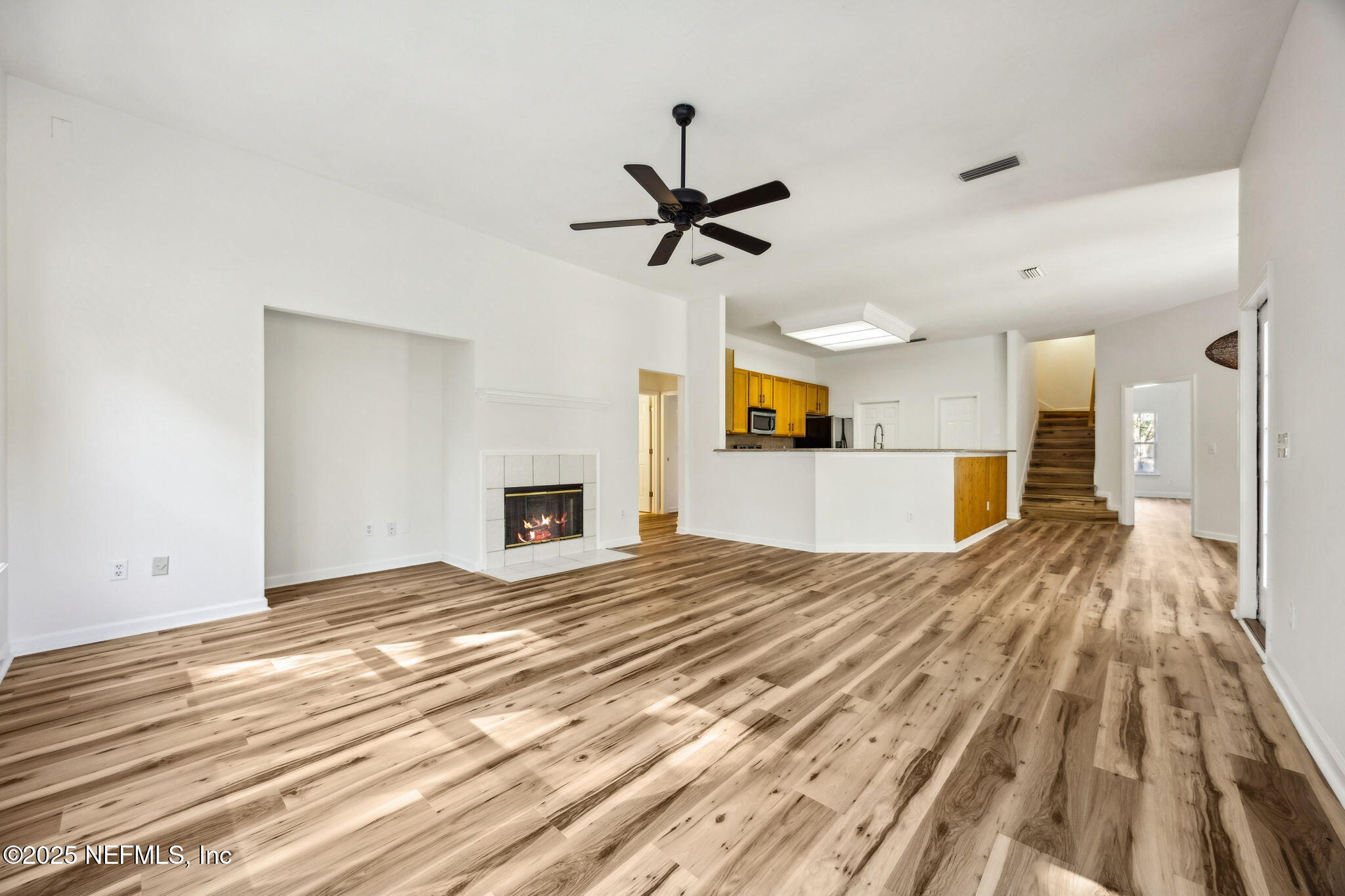 2421 HAWKCREST Drive E, St. Johns