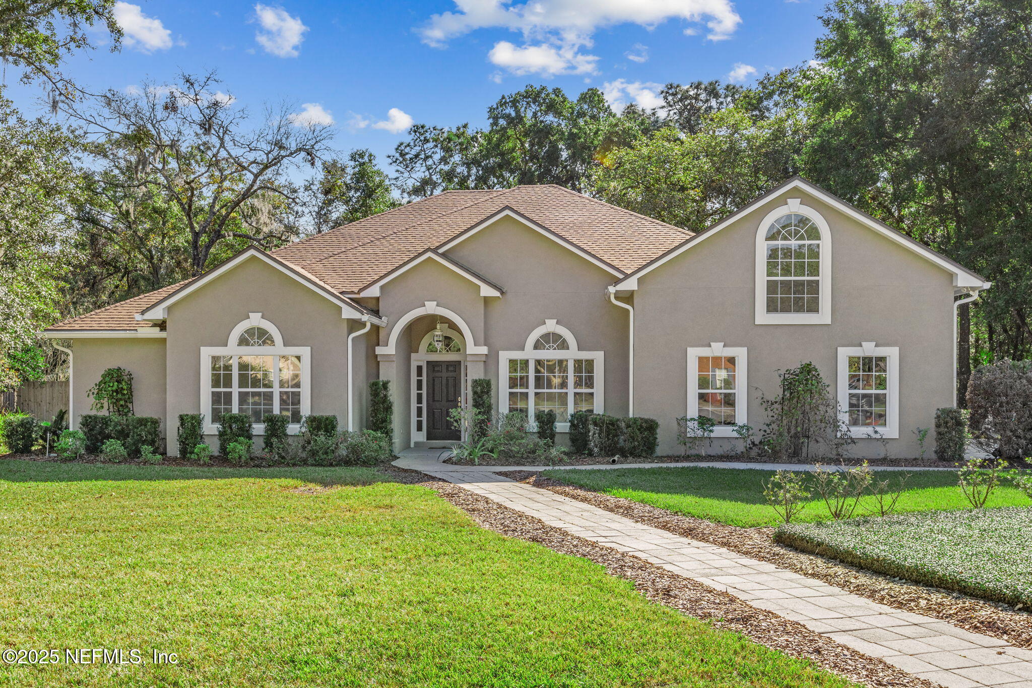 2421 HAWKCREST Drive E, St. Johns