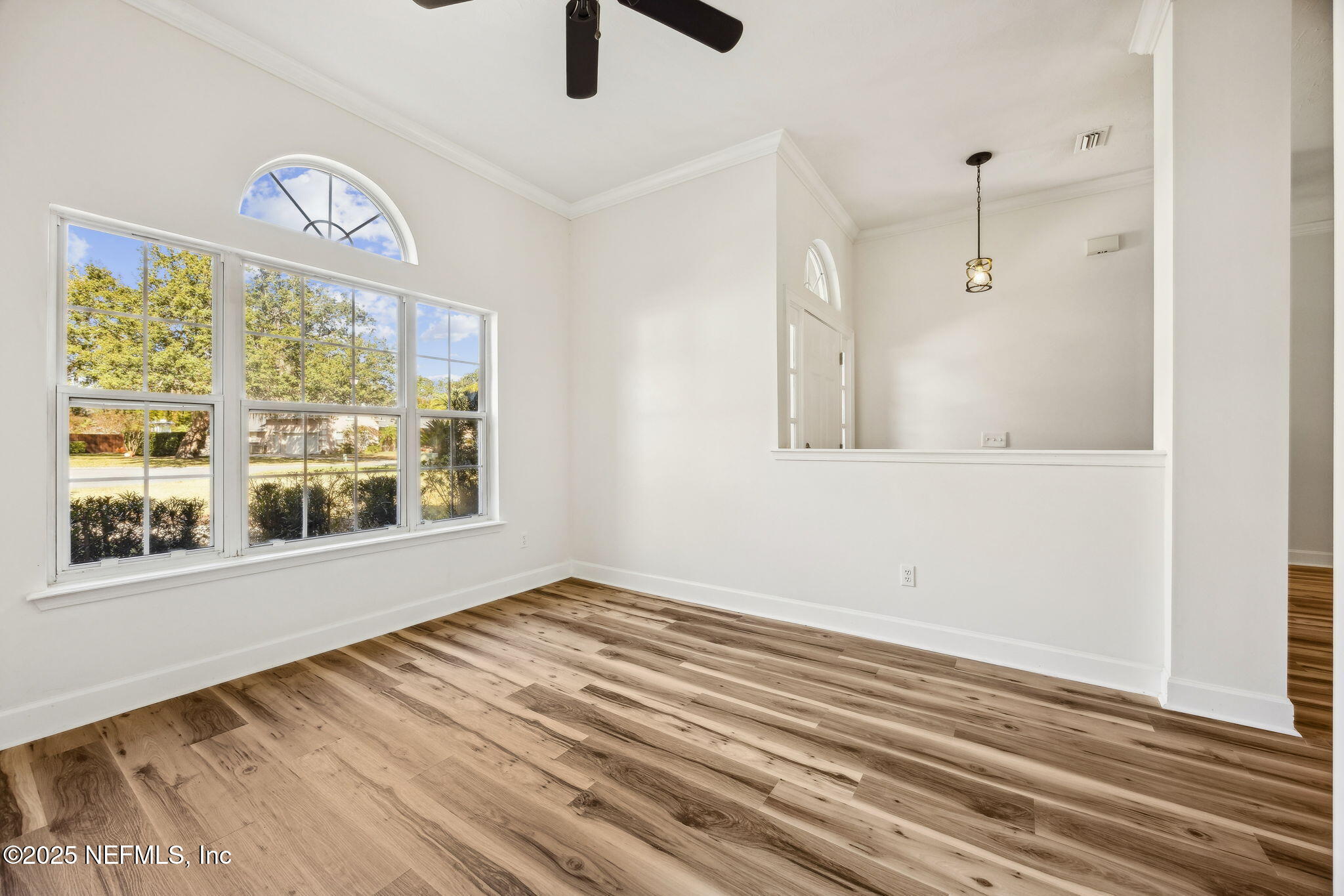 2421 HAWKCREST Drive E, St. Johns