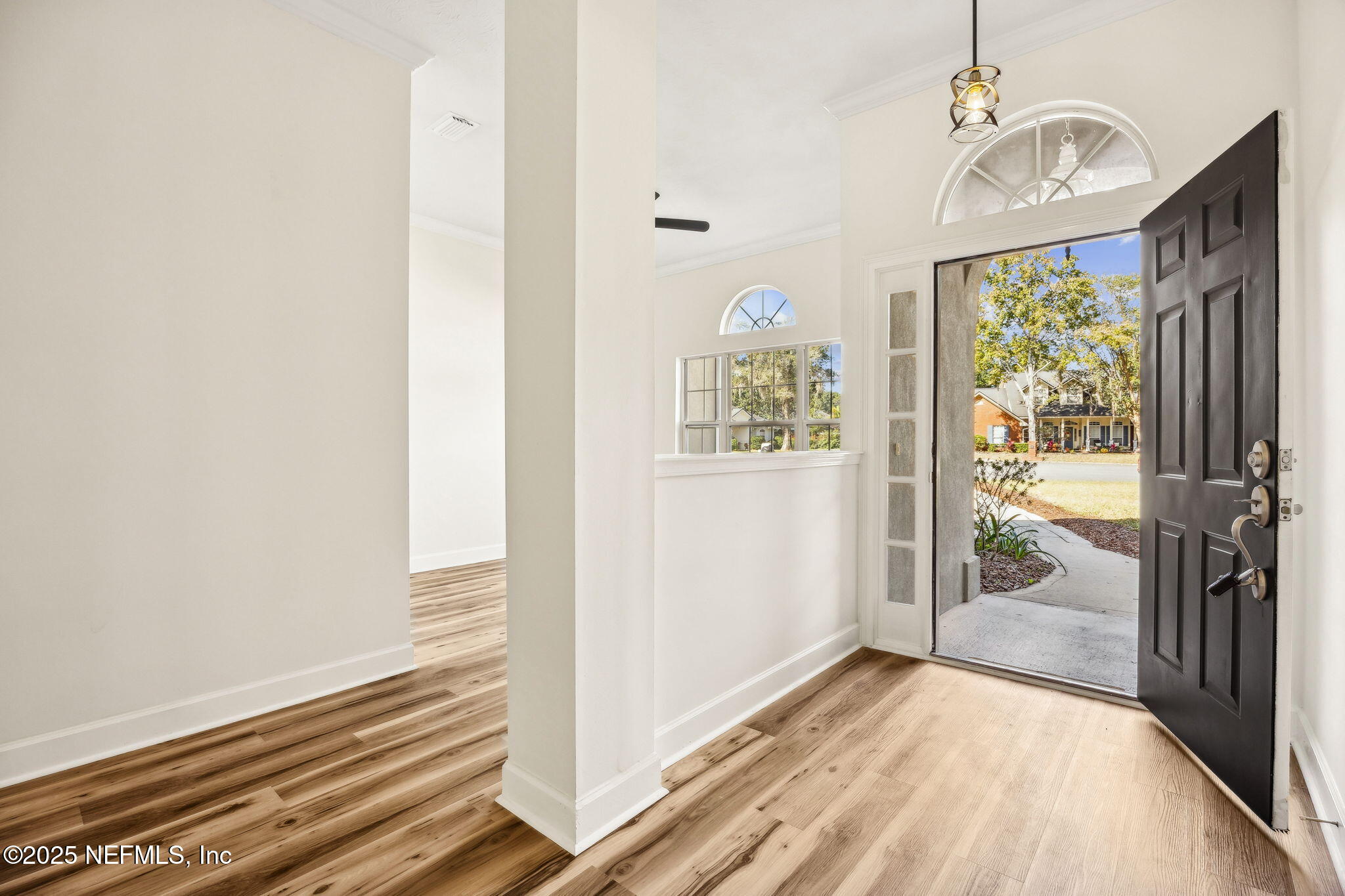 2421 HAWKCREST Drive E, St. Johns