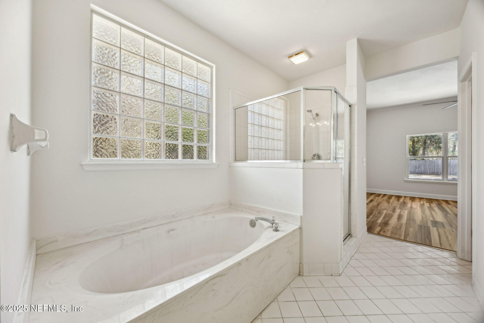 2421 HAWKCREST Drive E, St. Johns