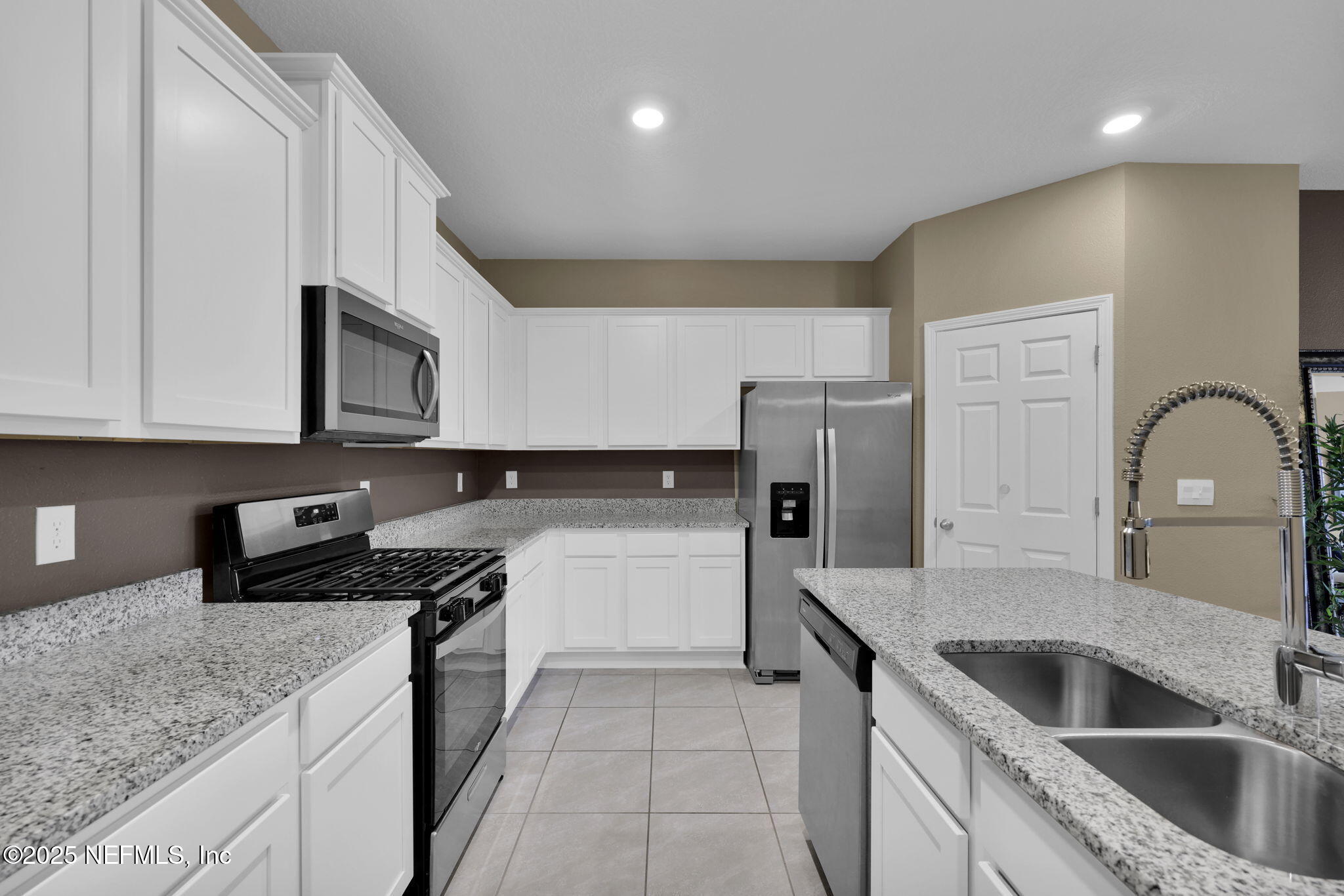 568 COASTLINE Way, St. Augustine