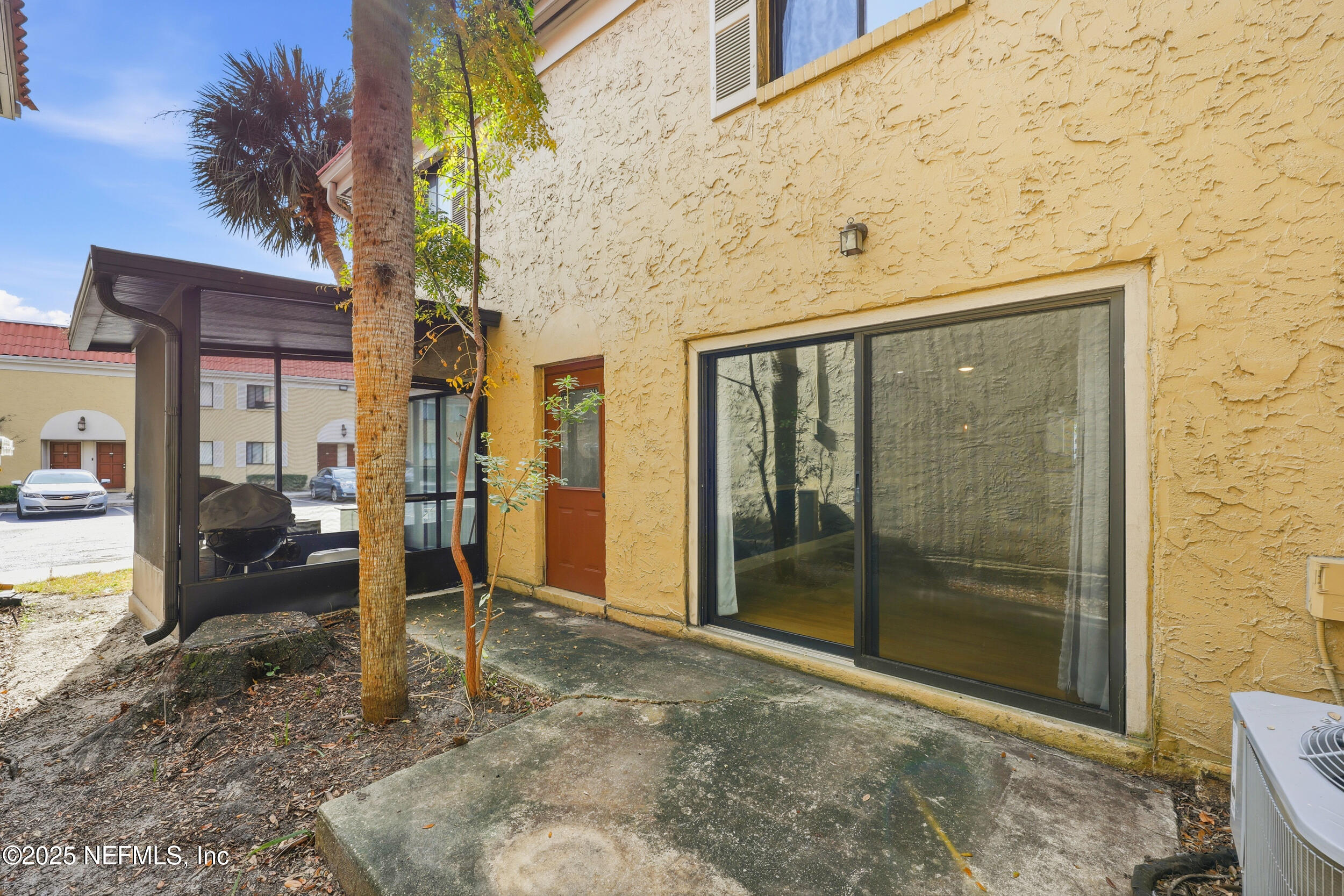 5811 ATLANTIC Boulevard 229