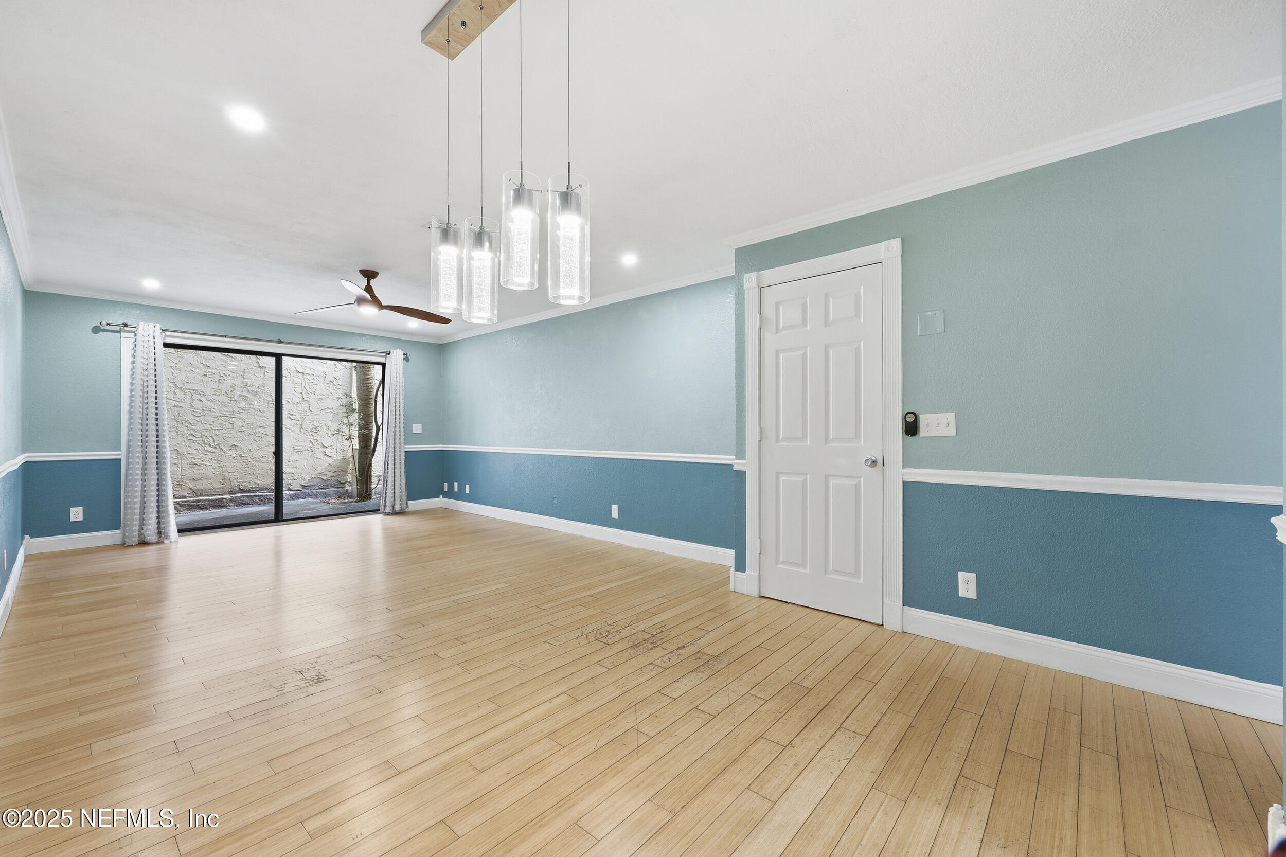 5811 ATLANTIC Boulevard 229