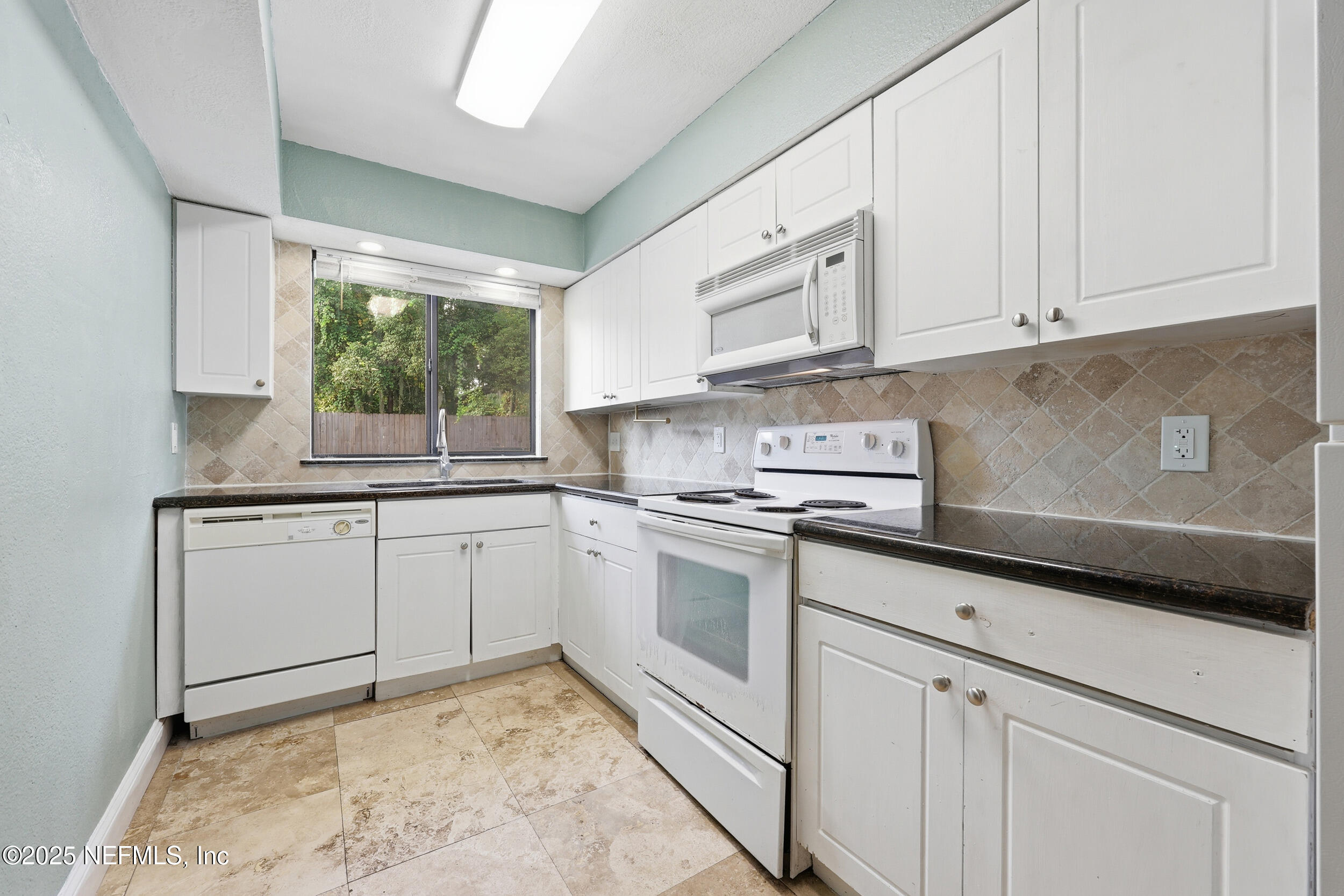 5811 ATLANTIC Boulevard 229