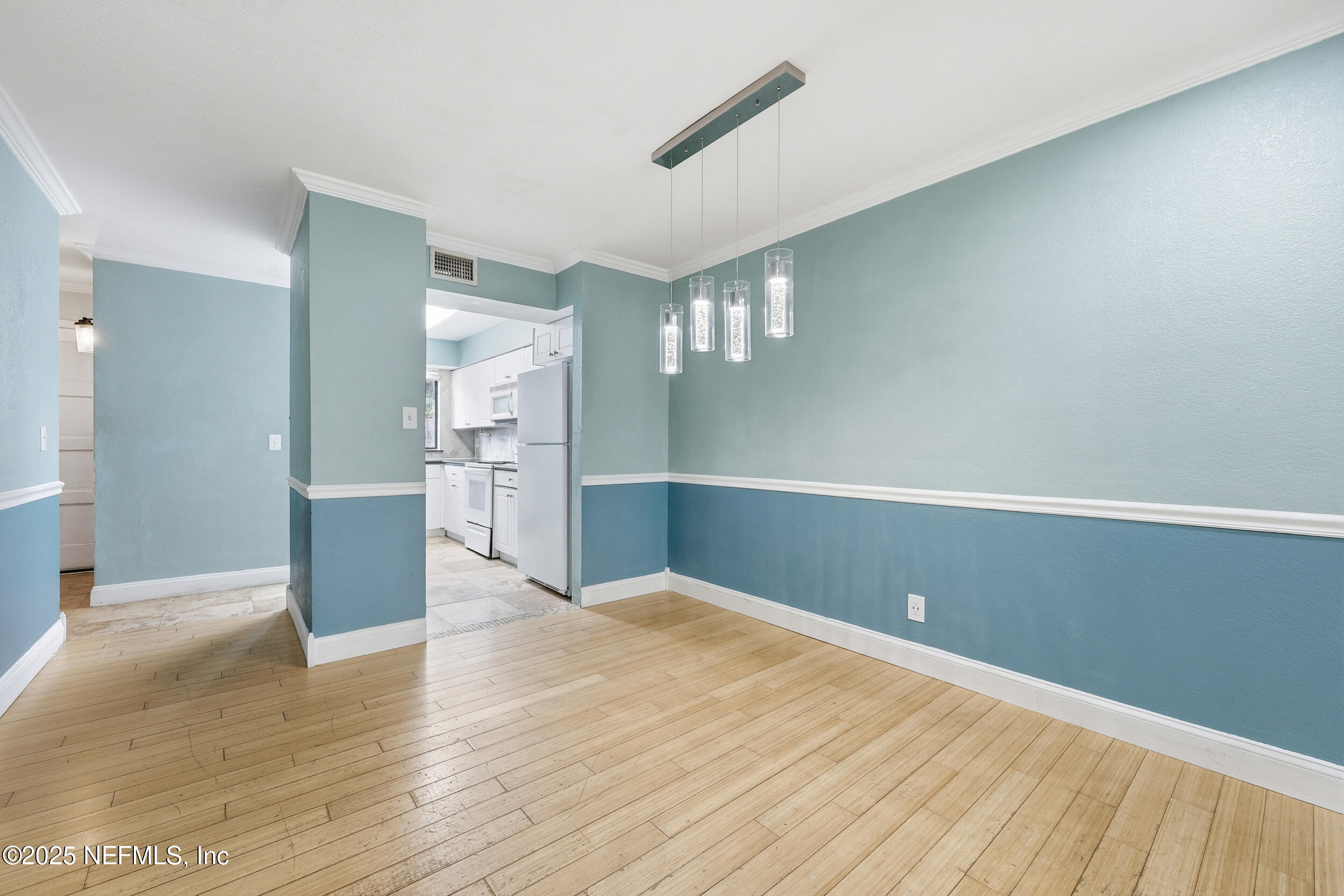 5811 ATLANTIC Boulevard 229