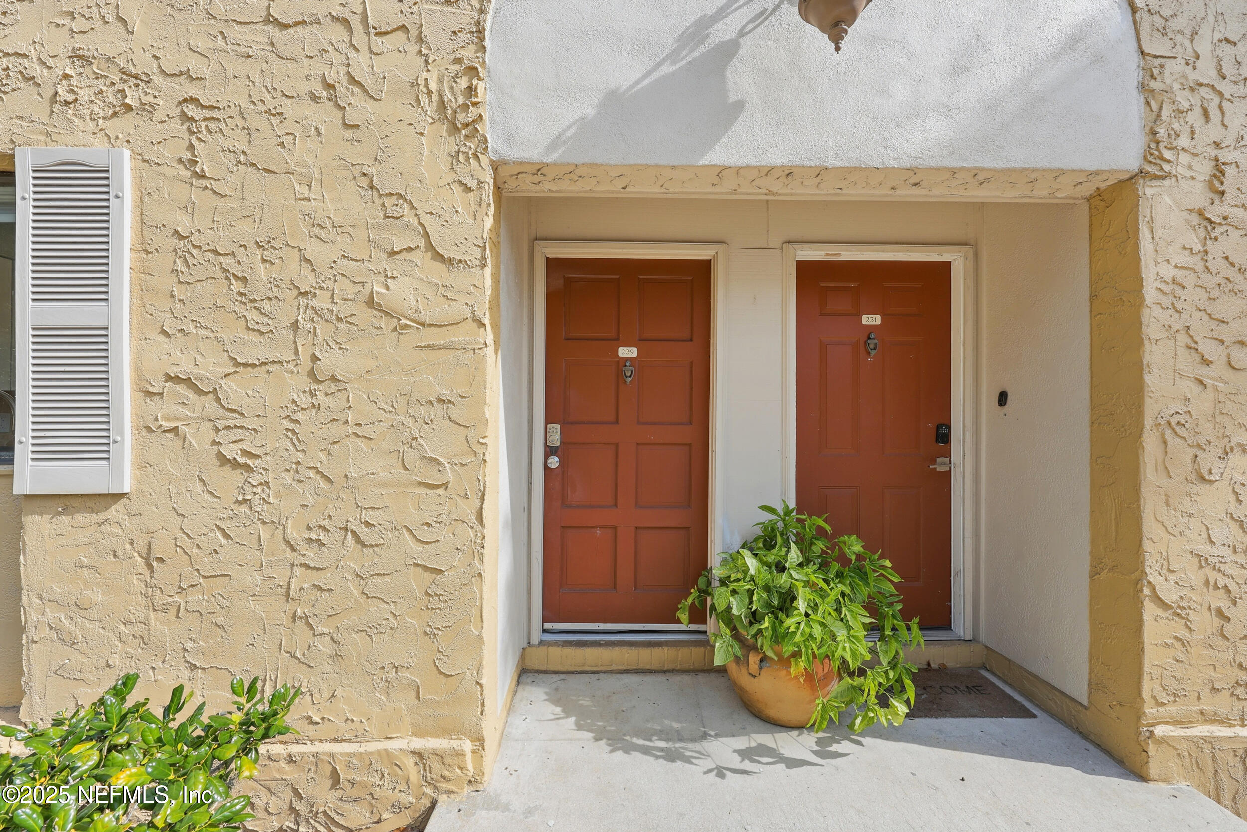 5811 ATLANTIC Boulevard 229