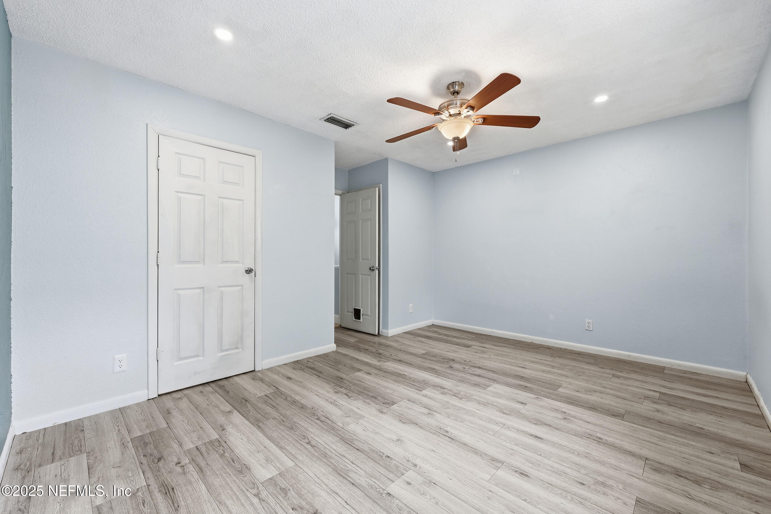 5811 ATLANTIC Boulevard 229