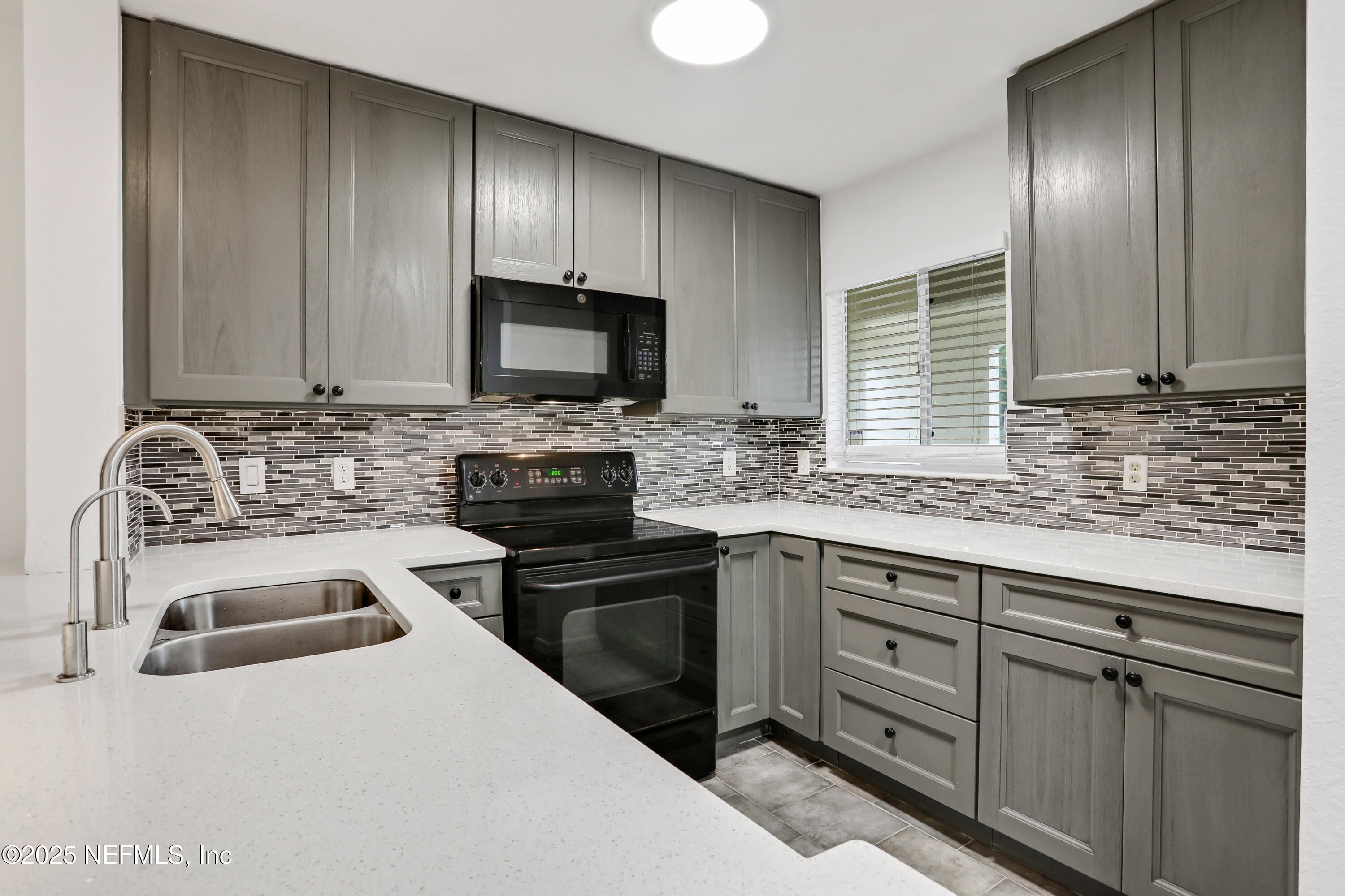 7 ARBOR CLUB Drive 317