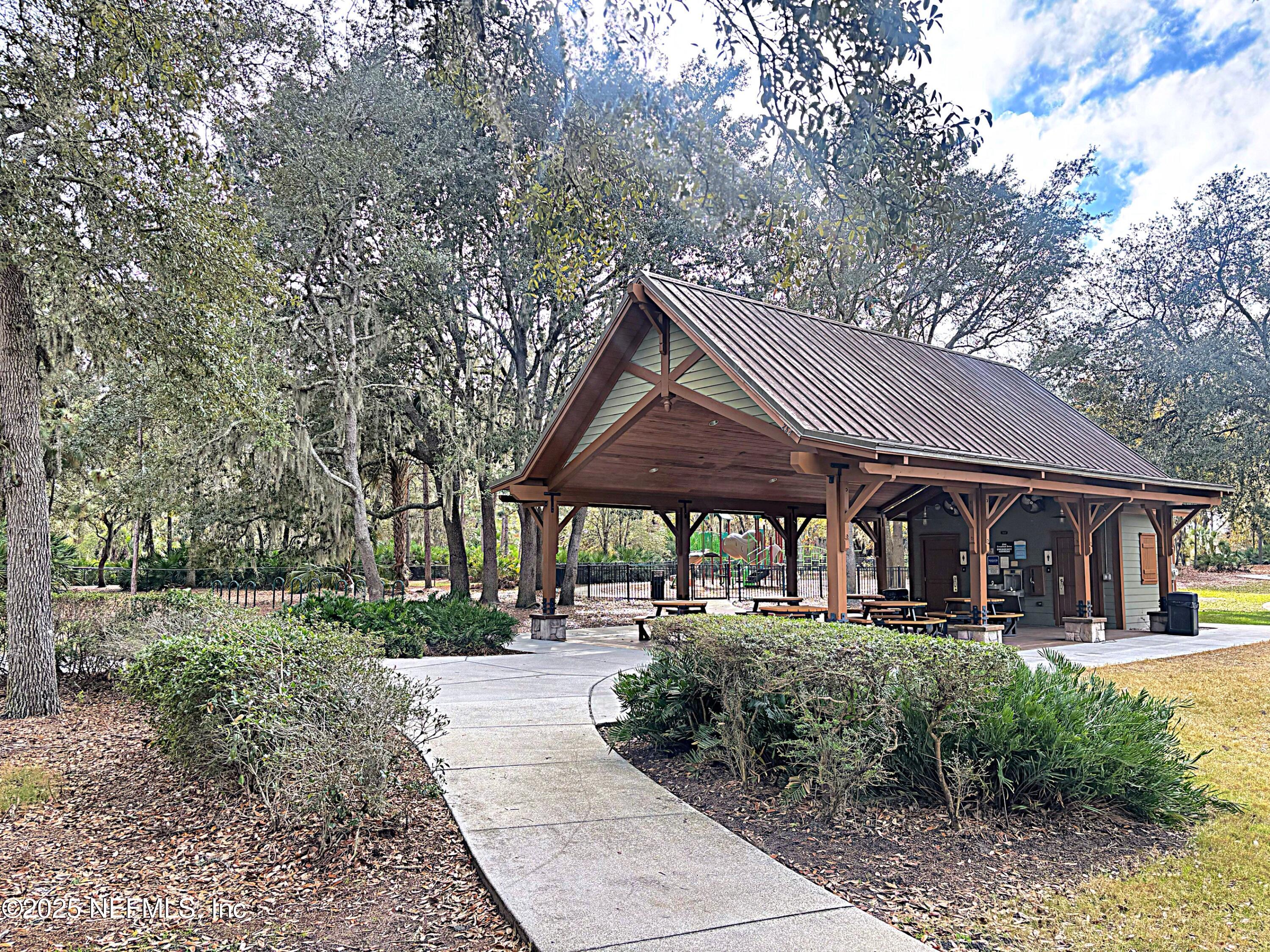 61 TAYLOR RIDGE Avenue