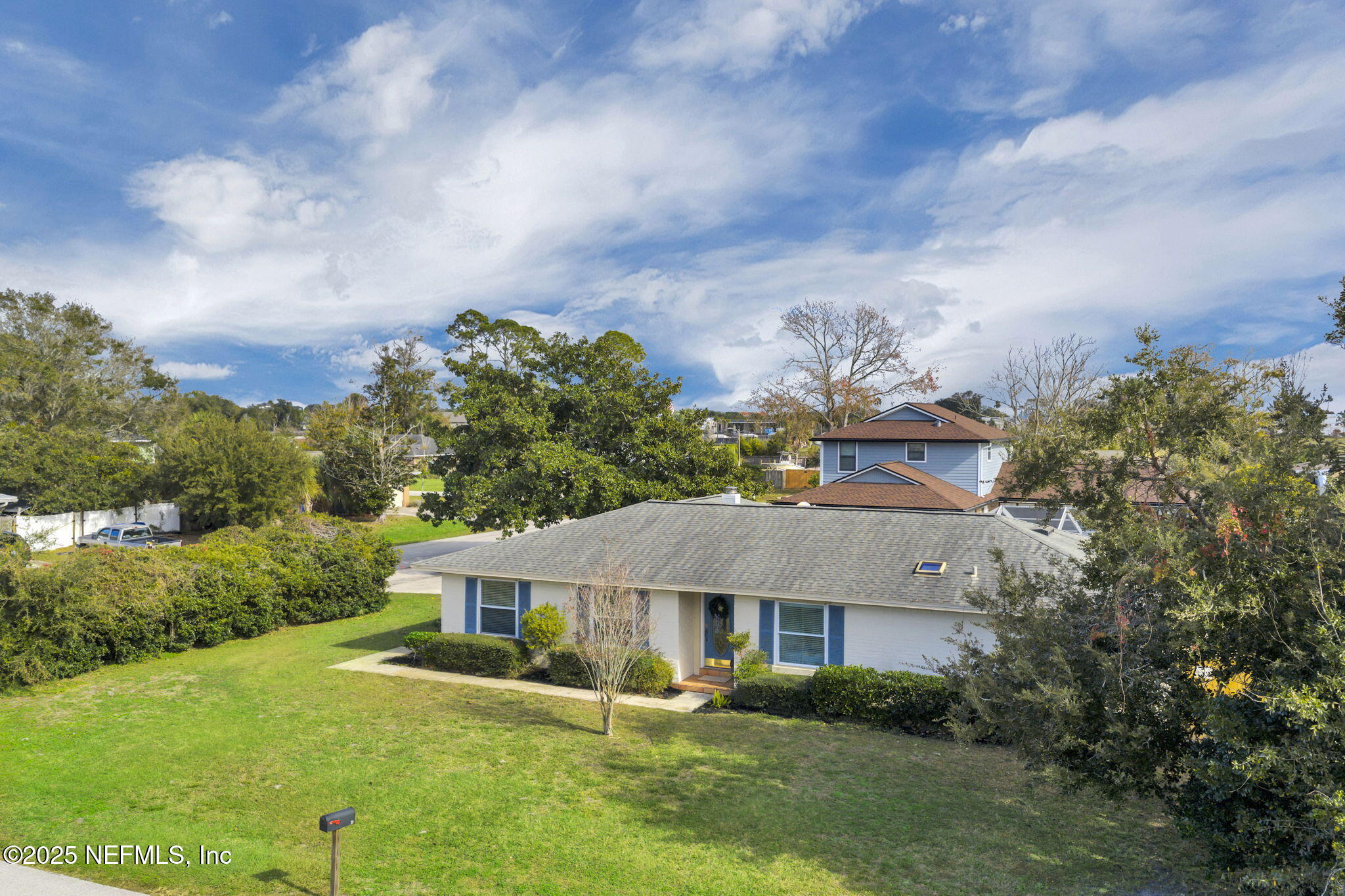 58 DOLPHIN Boulevard E