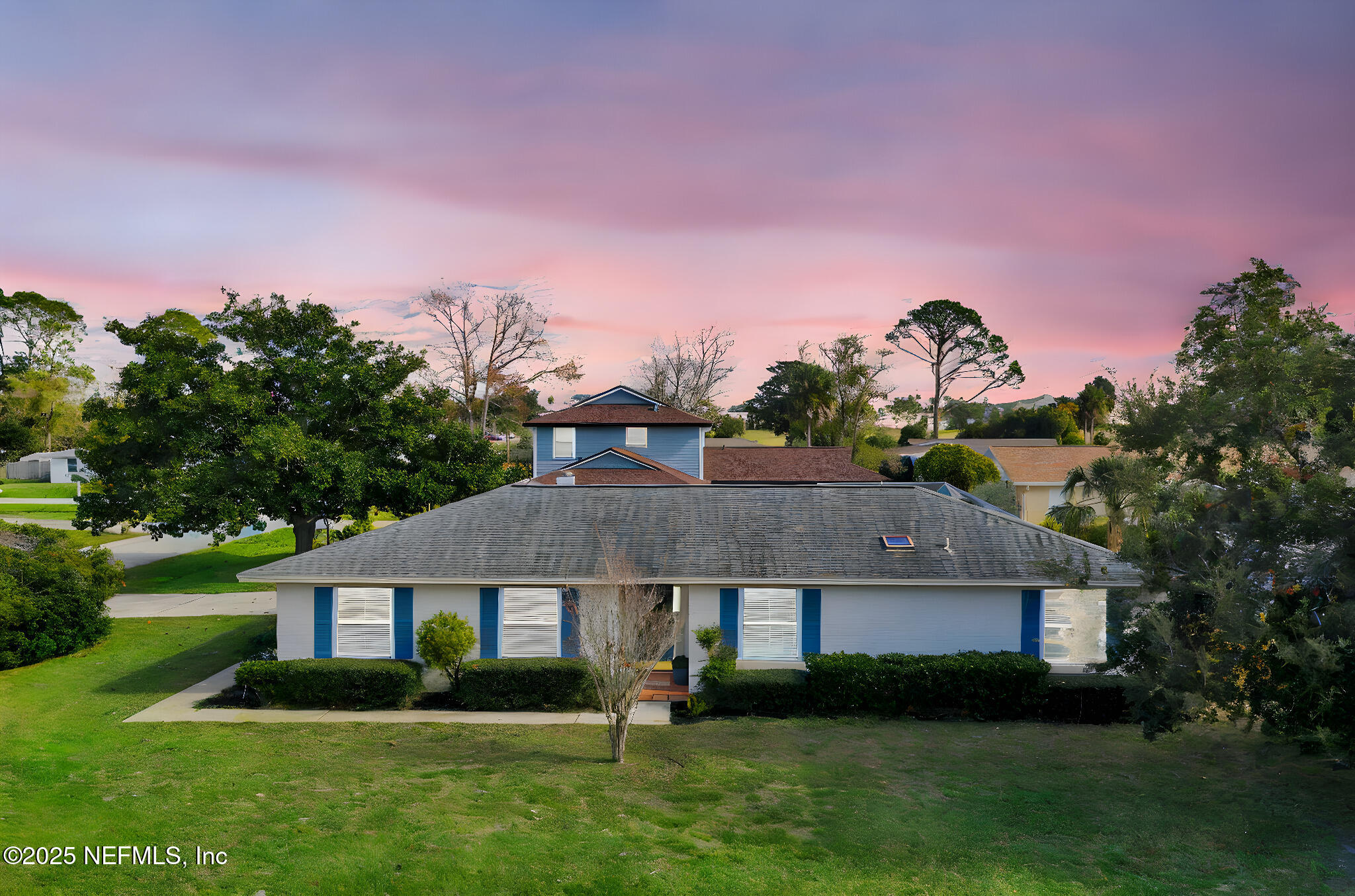 58 DOLPHIN Boulevard E