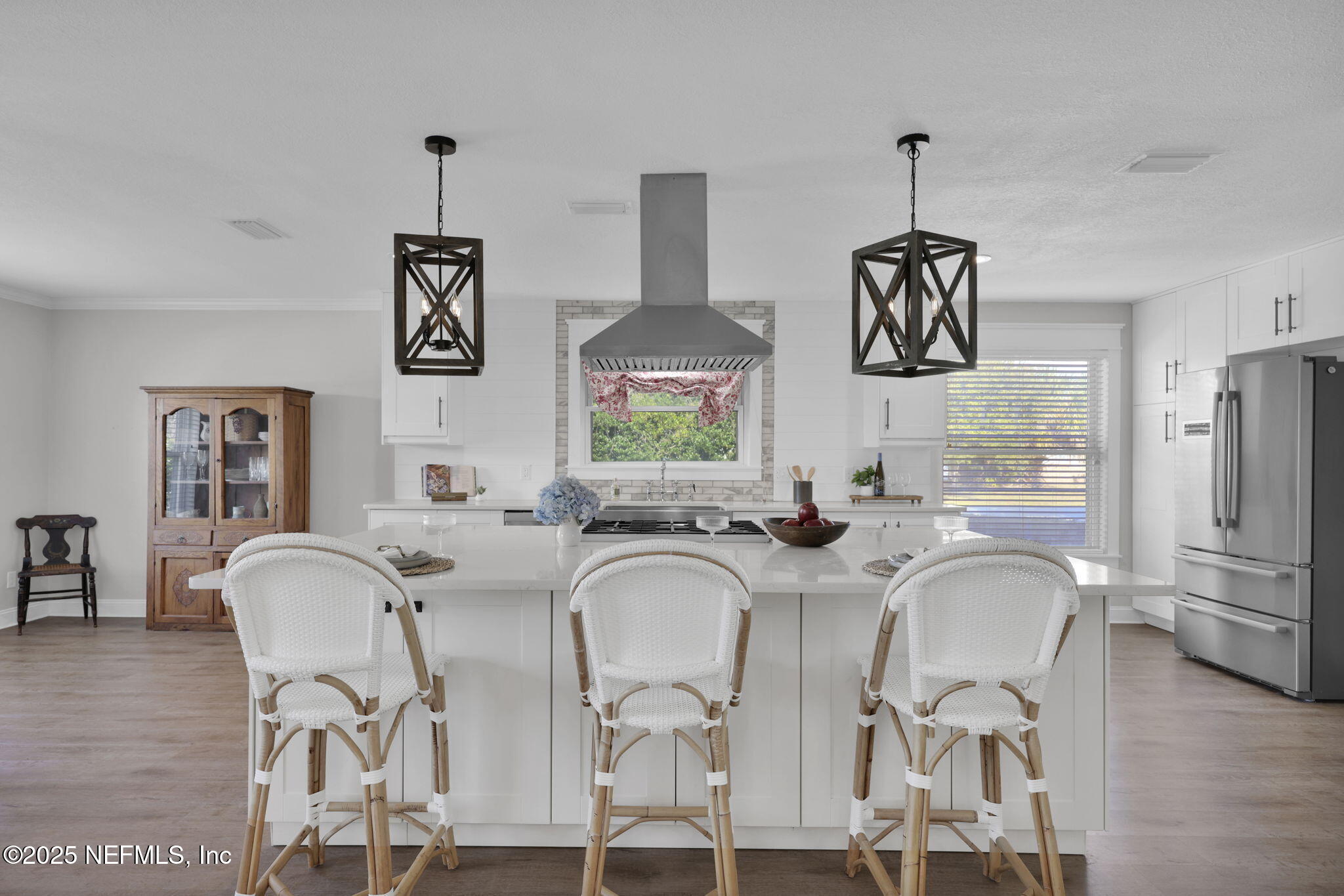 58 DOLPHIN Boulevard E