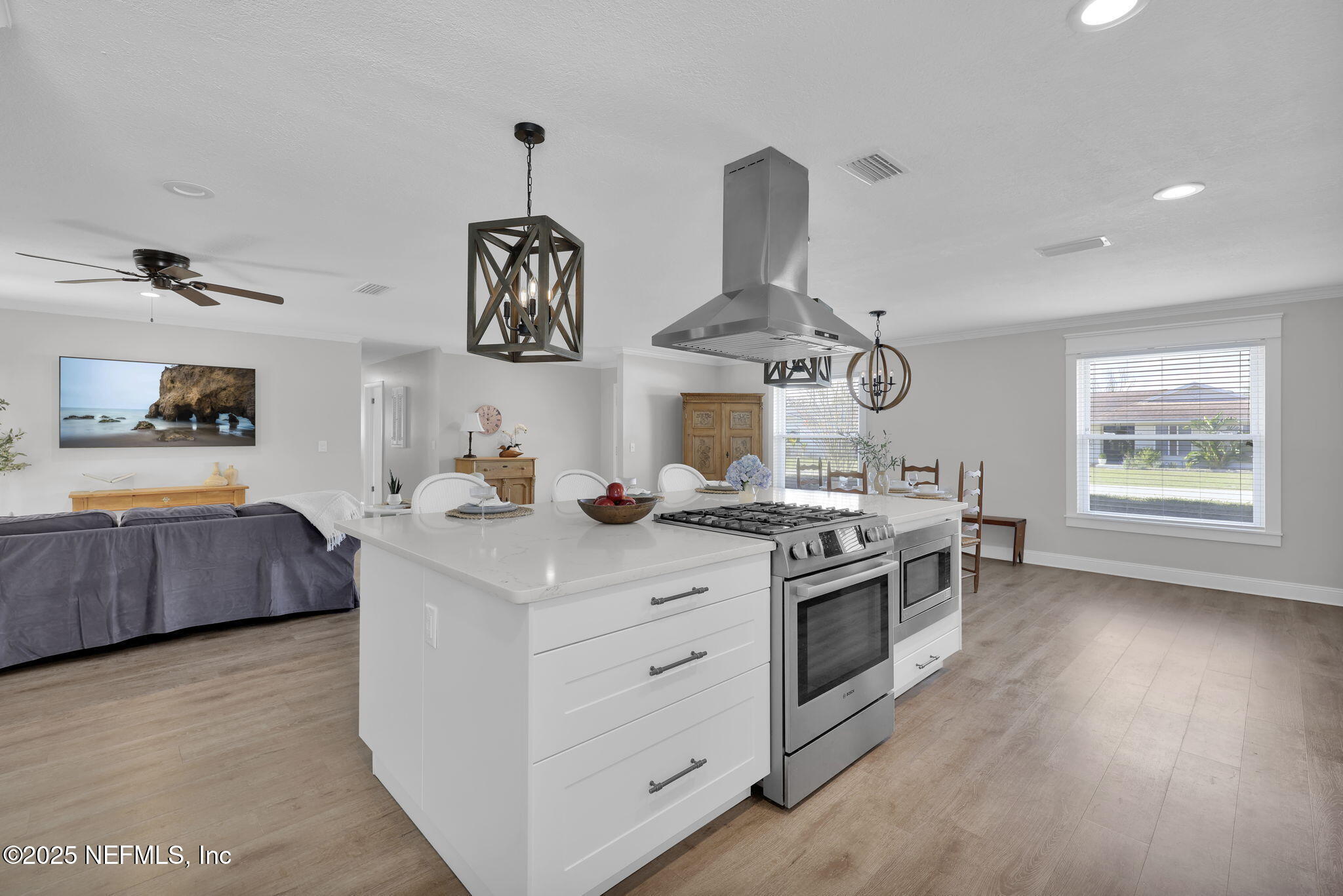 58 DOLPHIN Boulevard E