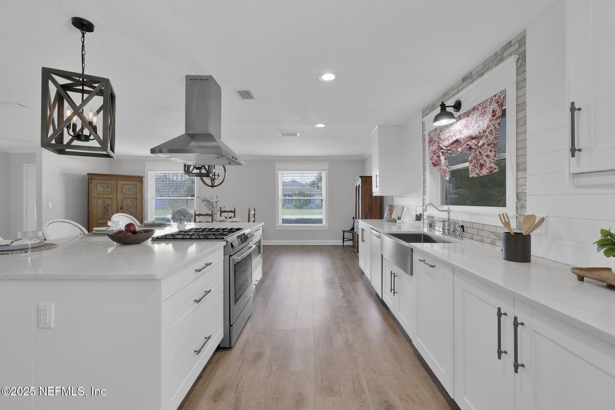 58 DOLPHIN Boulevard E