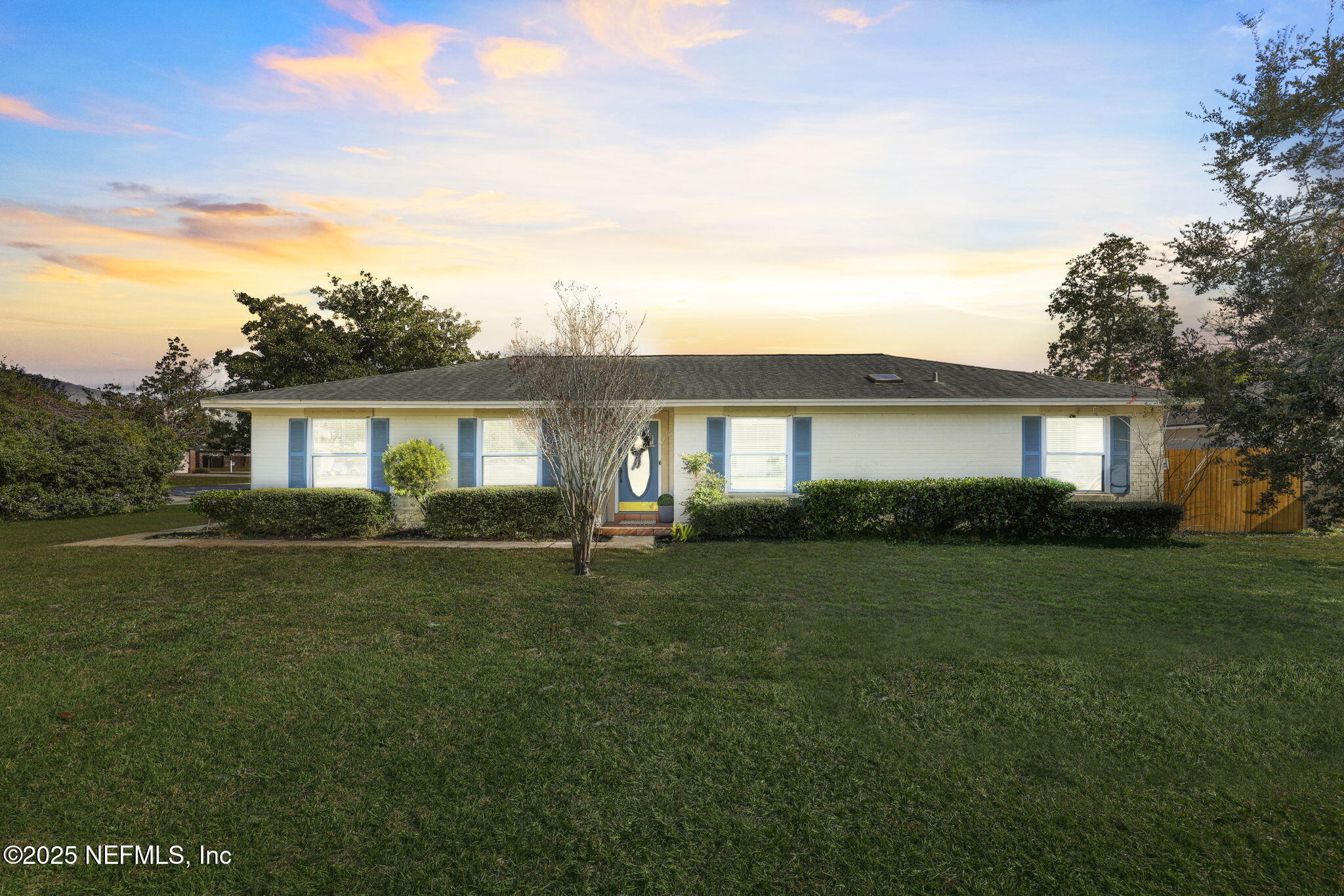 58 DOLPHIN Boulevard E