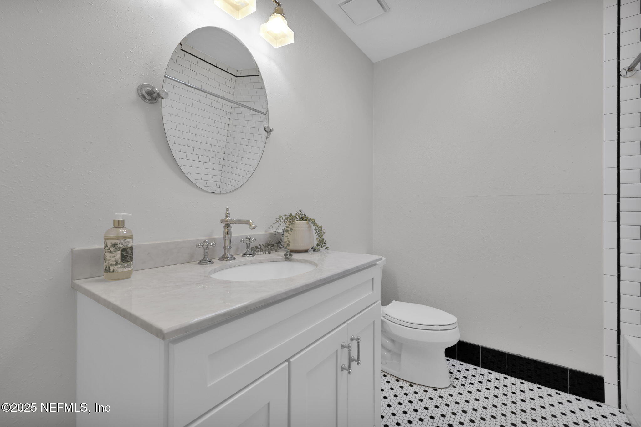 58 DOLPHIN Boulevard E