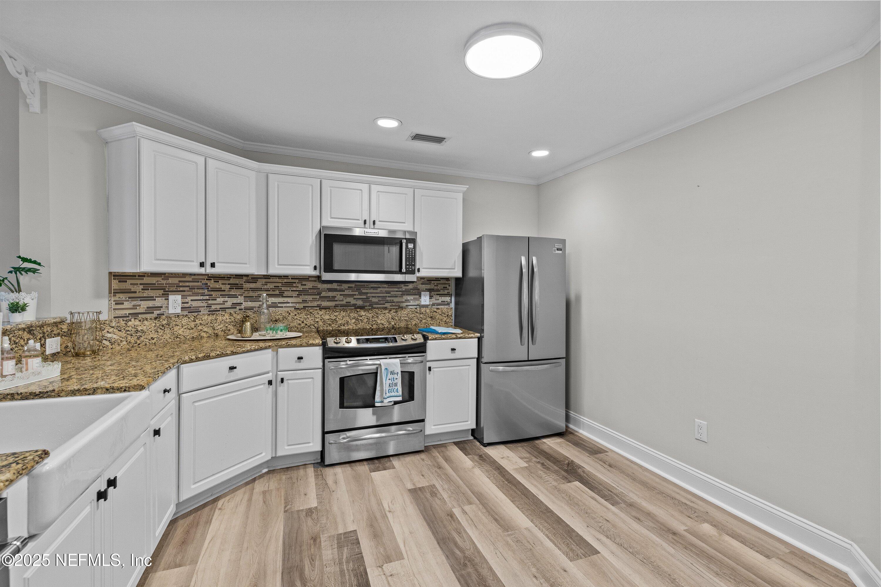 300 BERMUDA BAY Circle 308