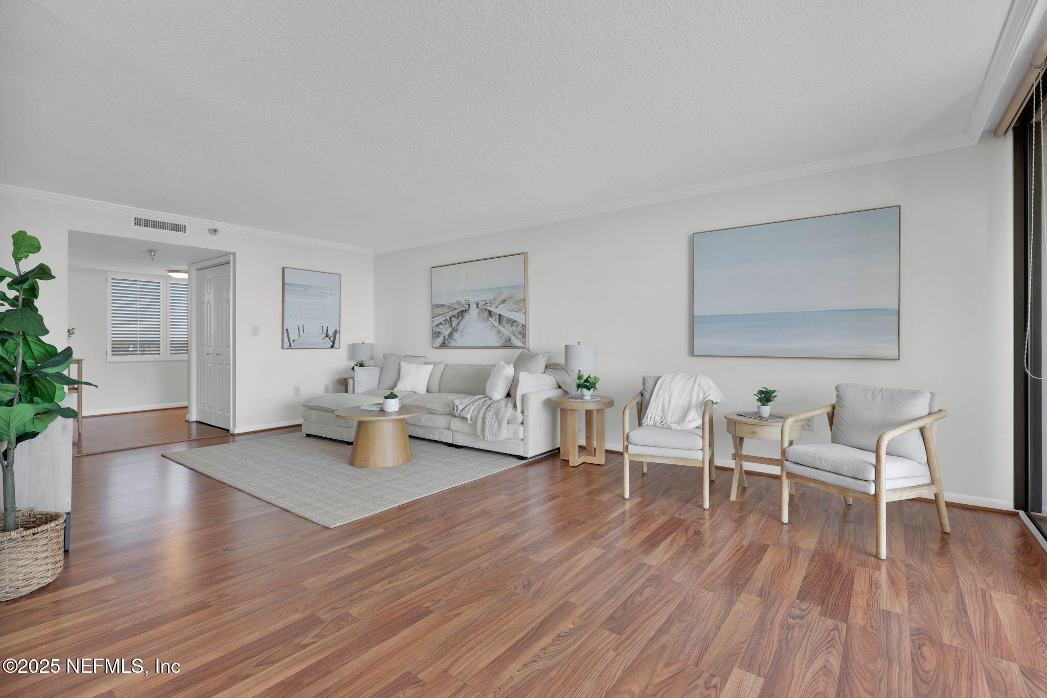 4401 LAKESIDE Drive 1204