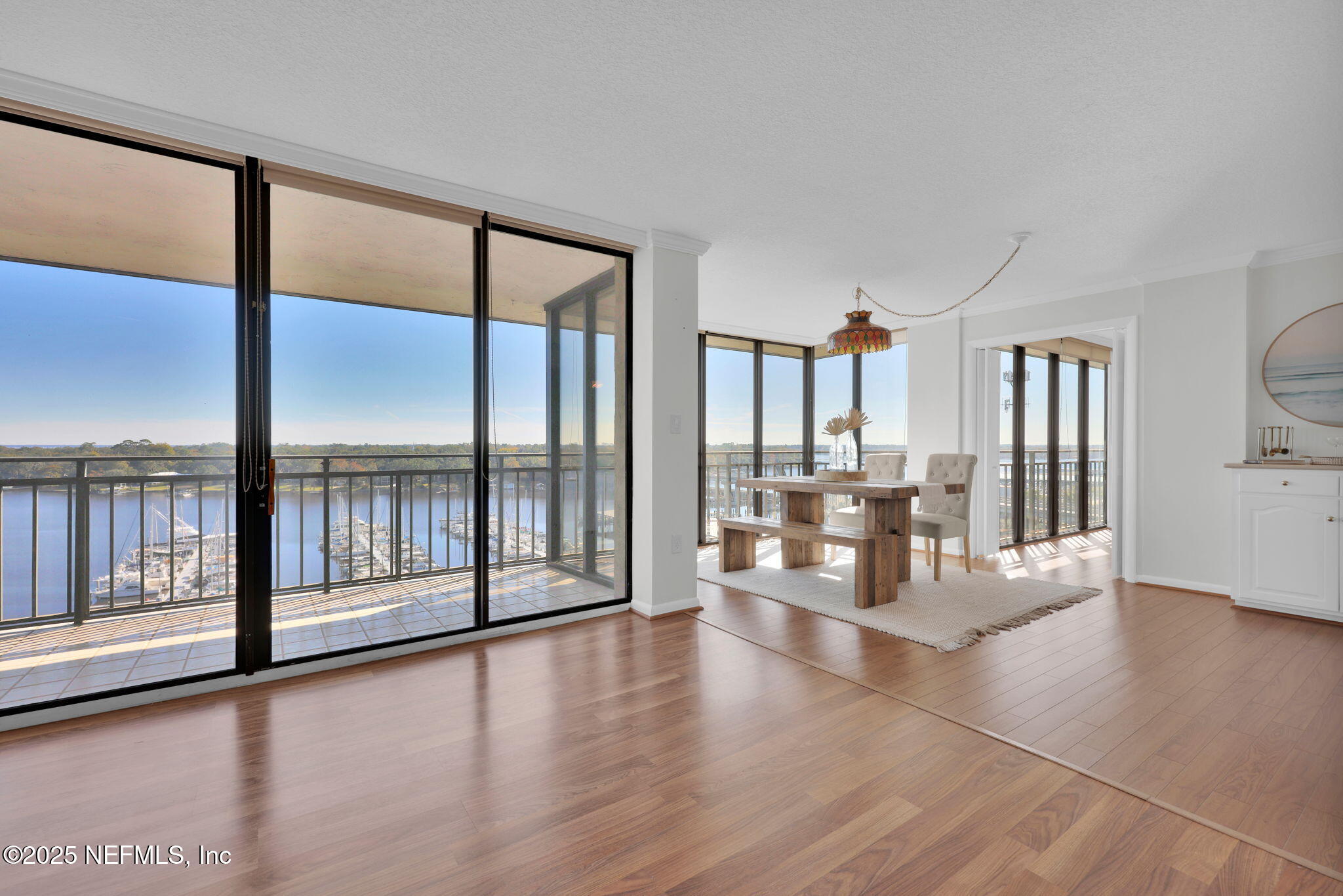 4401 LAKESIDE Drive 1204