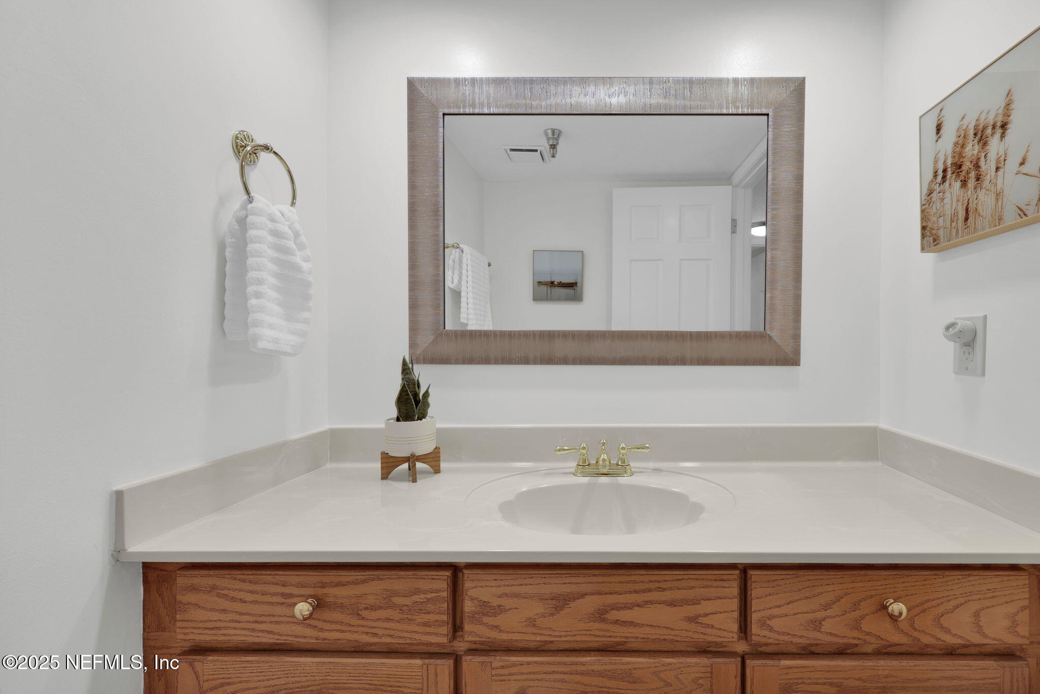 4401 LAKESIDE Drive 1204