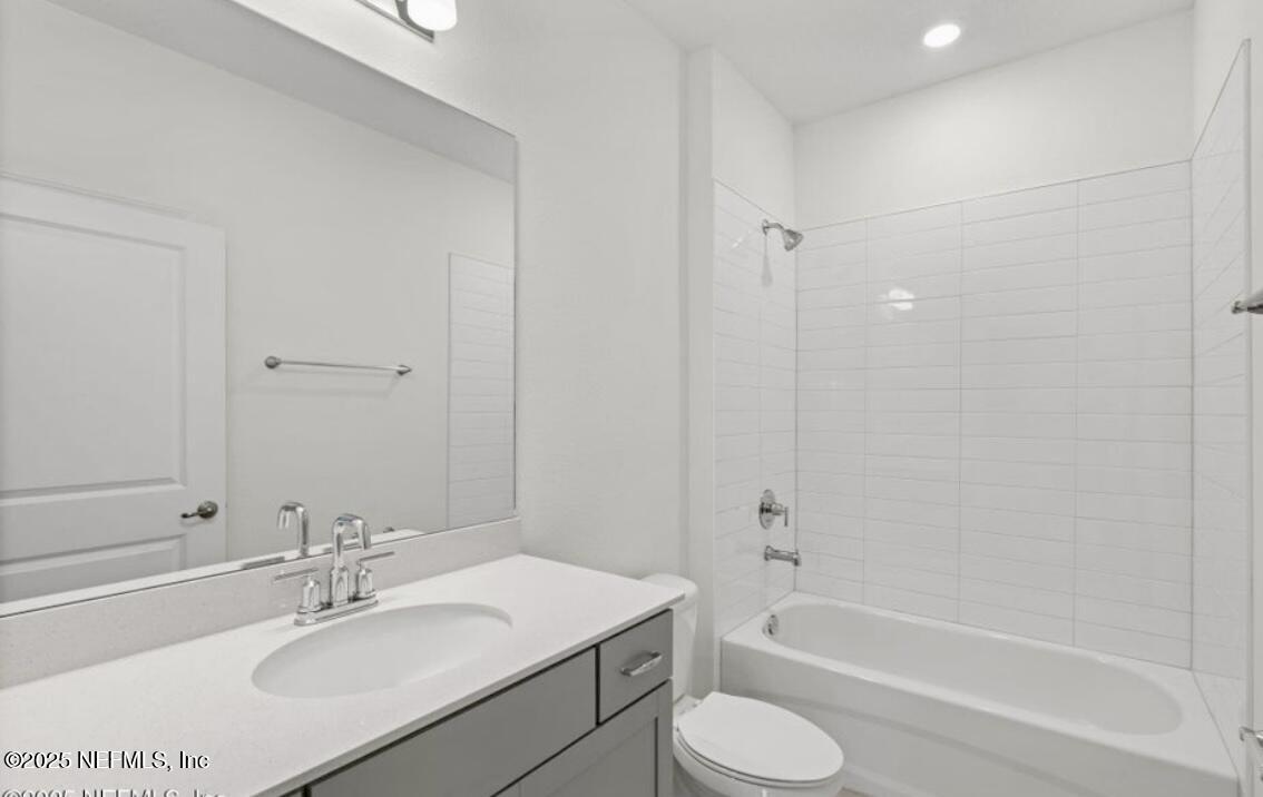 81 RIPPLE Road, St. Johns