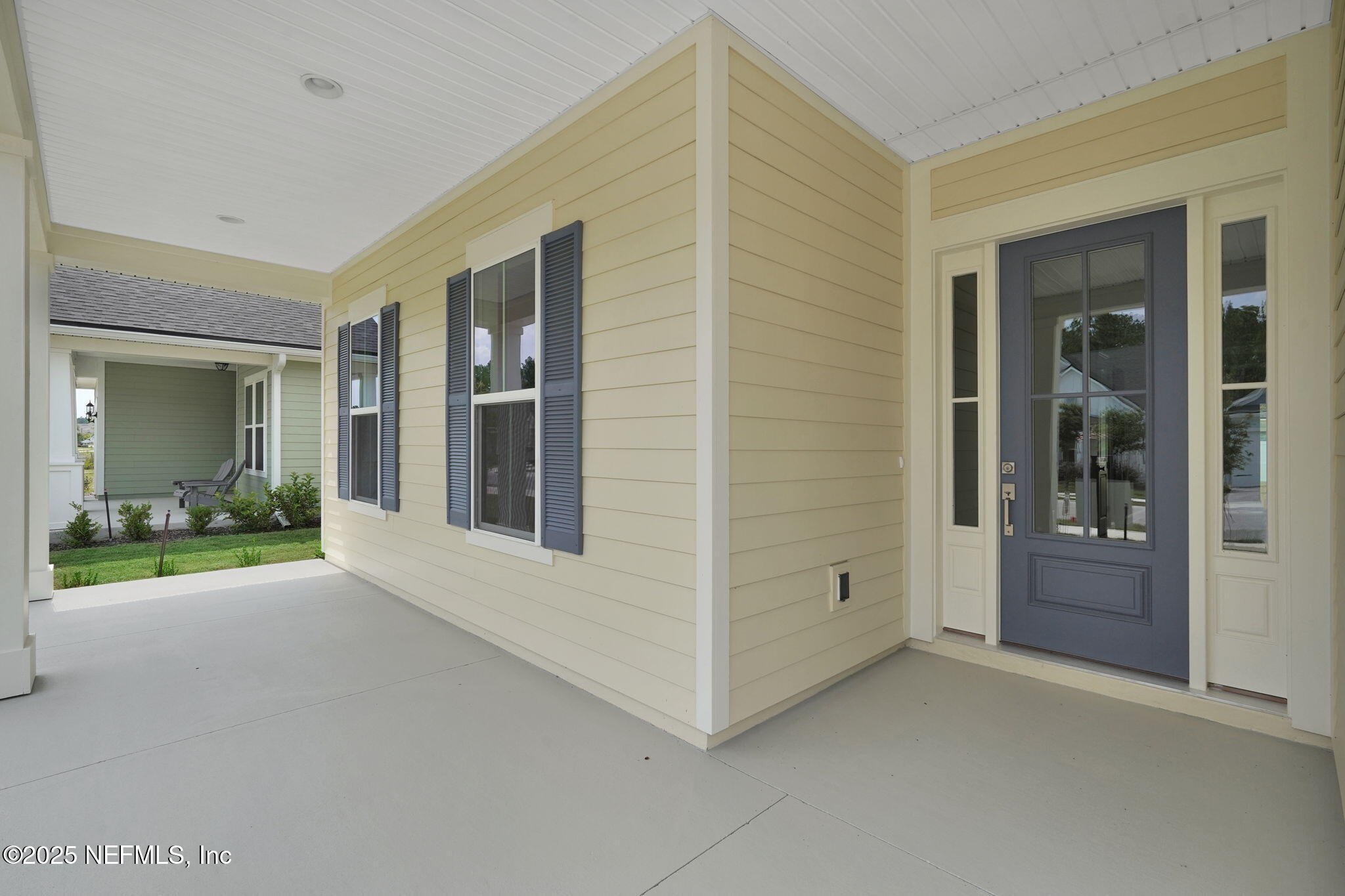 323 SAWGRASS Drive