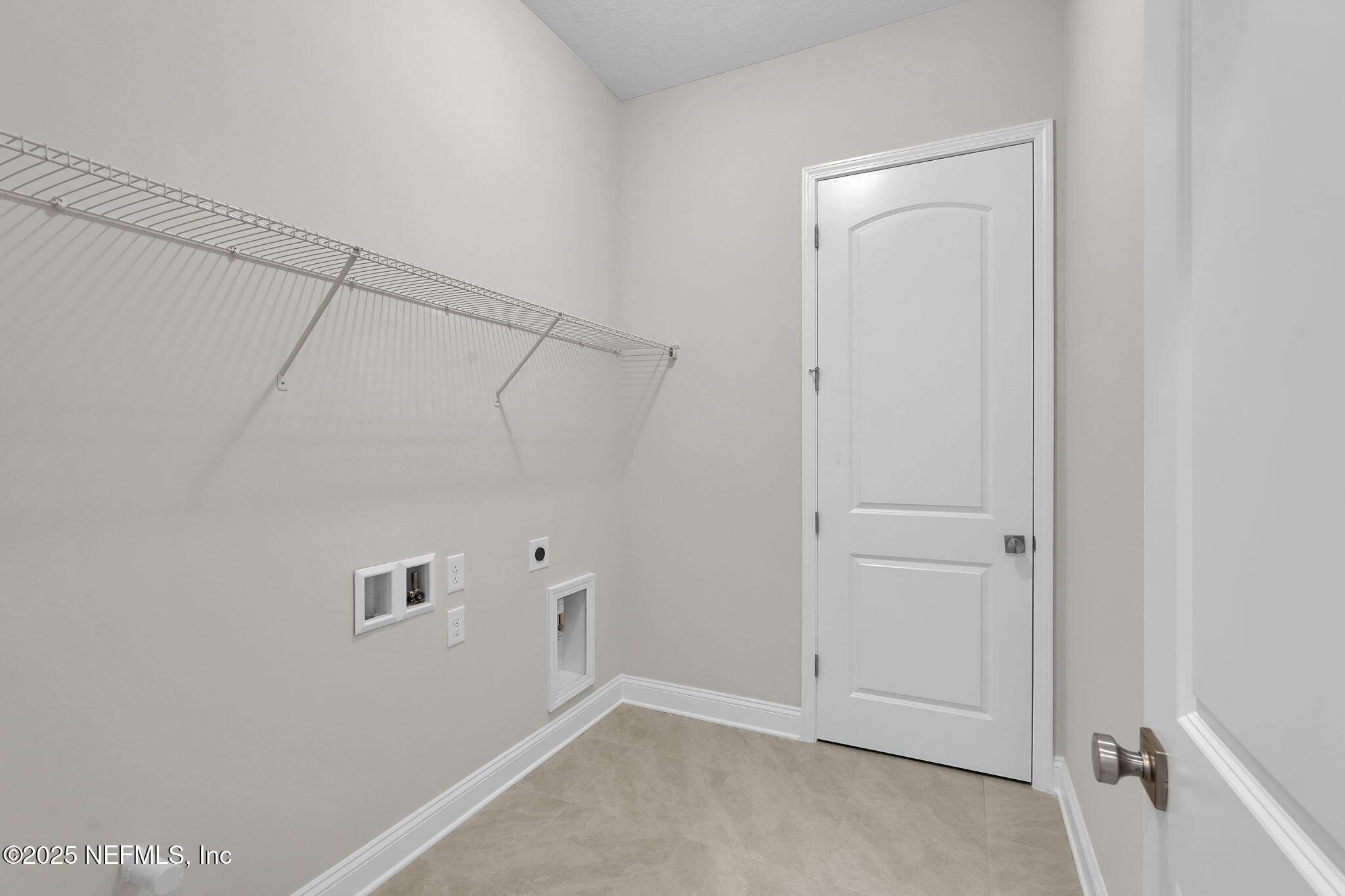 323 SAWGRASS Drive